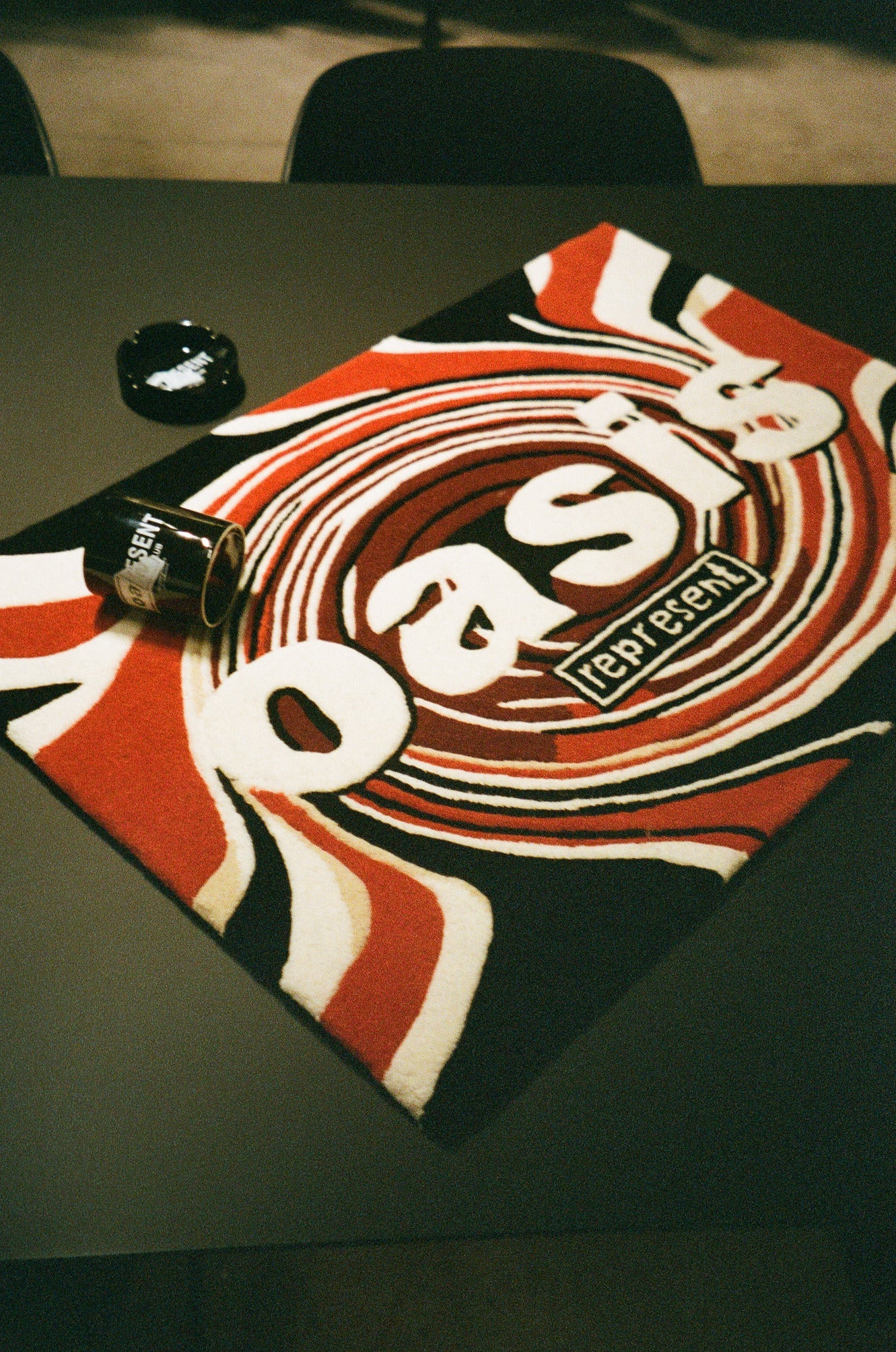 Oasis 星条旗デザイン Tシャツ Mサイズ oasis 1998 tokyo & hong kong Tシャツ Sサイズ - メルカリ