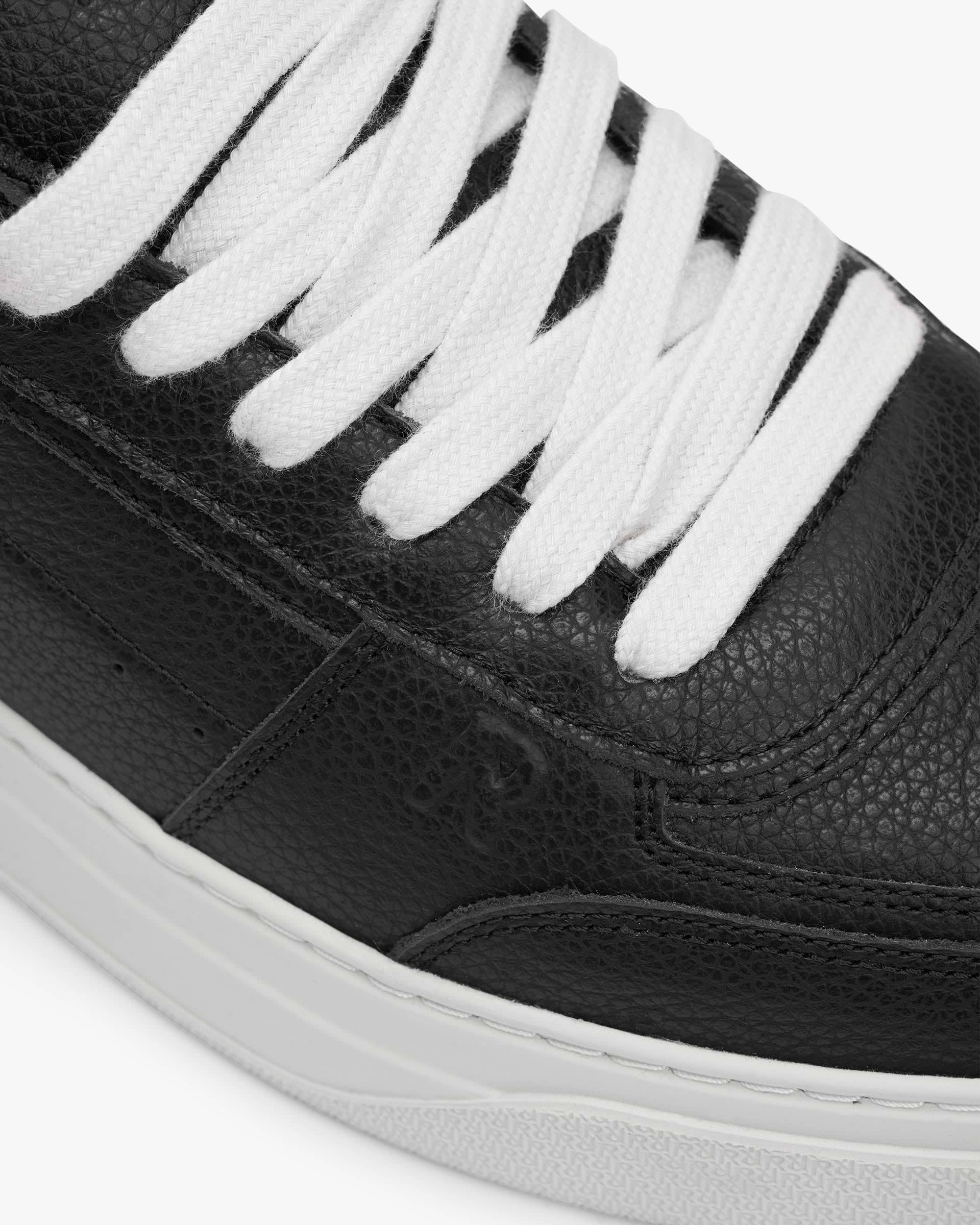 Initial Sneaker - Leather - Black