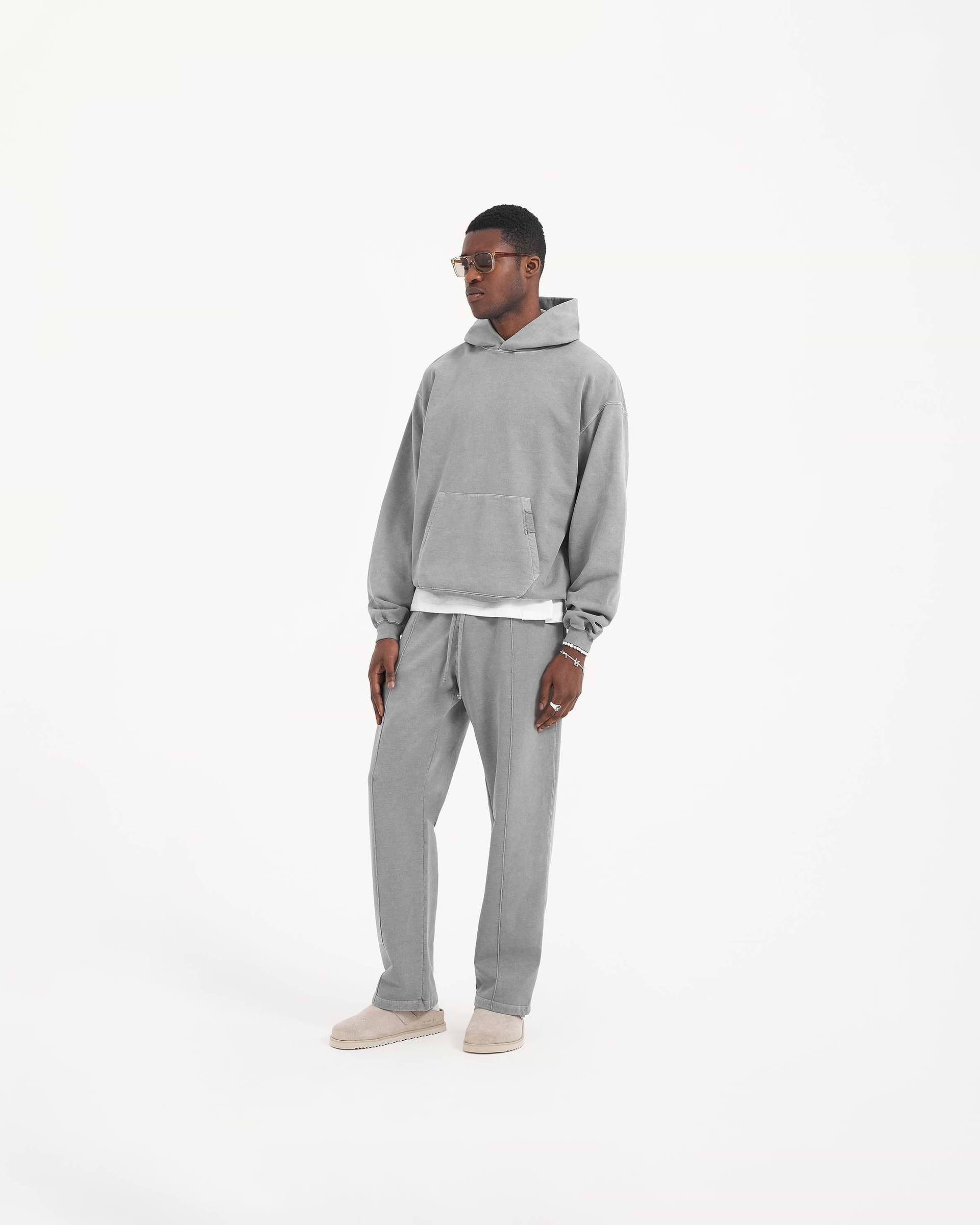 Initial Hoodie - Ultimate Grey