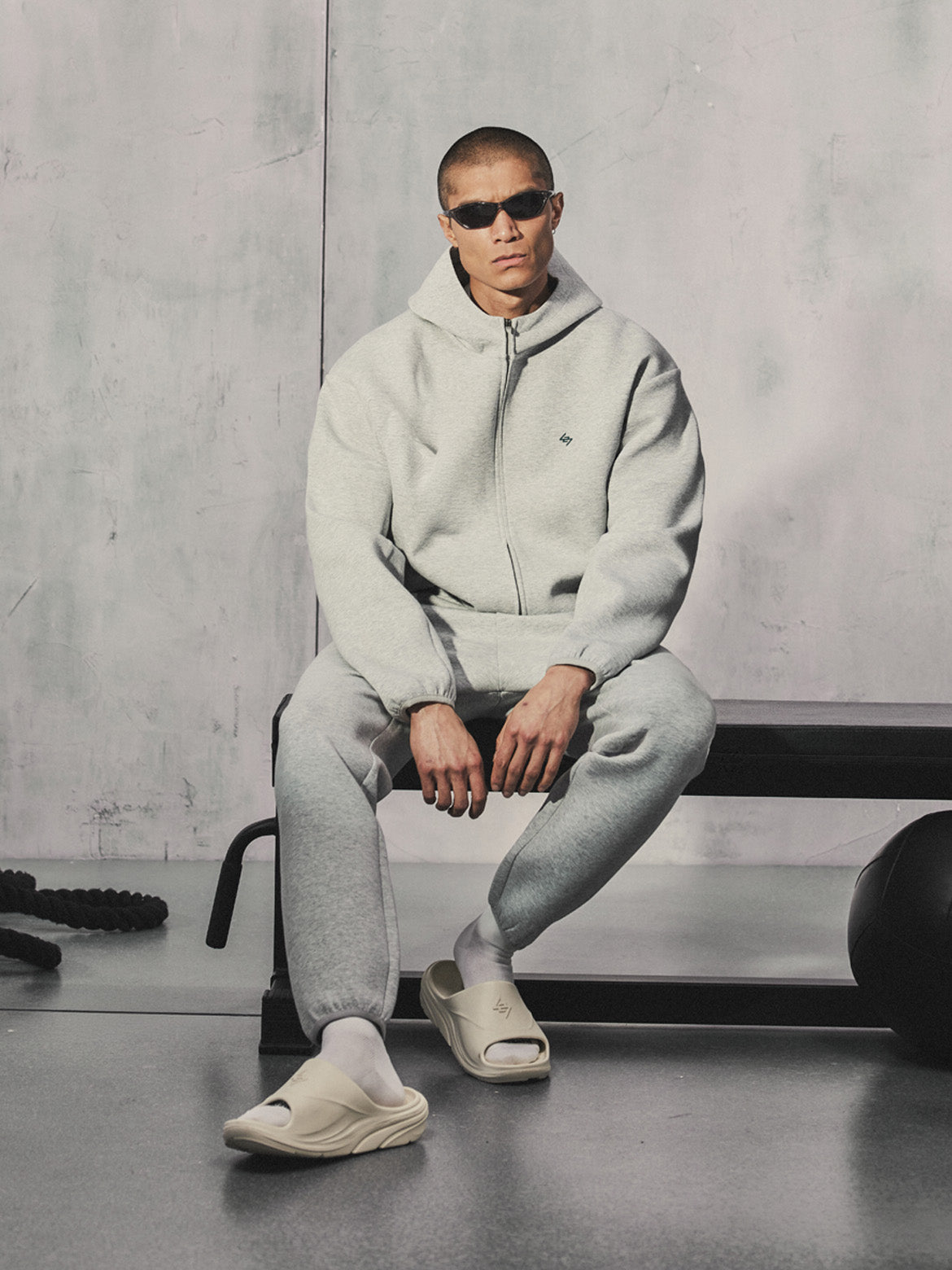 ウェア values 247 Technical Numbers | REPRESENT