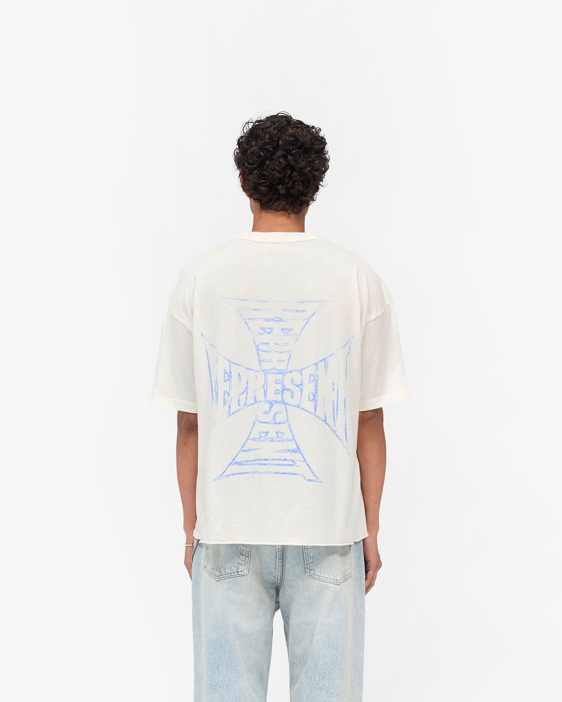 MCM★素敵！ Brass Plate T-shirt In White Mcm MCM print white T-shirt - White - Women | MHT8SMM10WI001