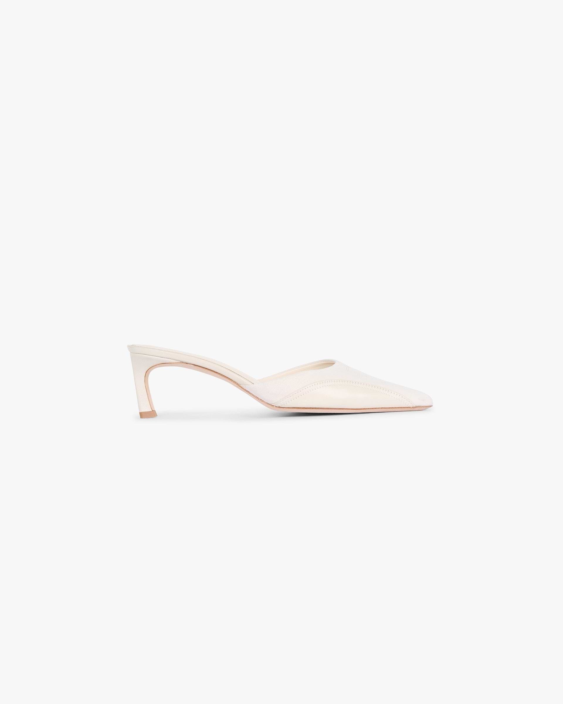 Pointed Mule - Ecru