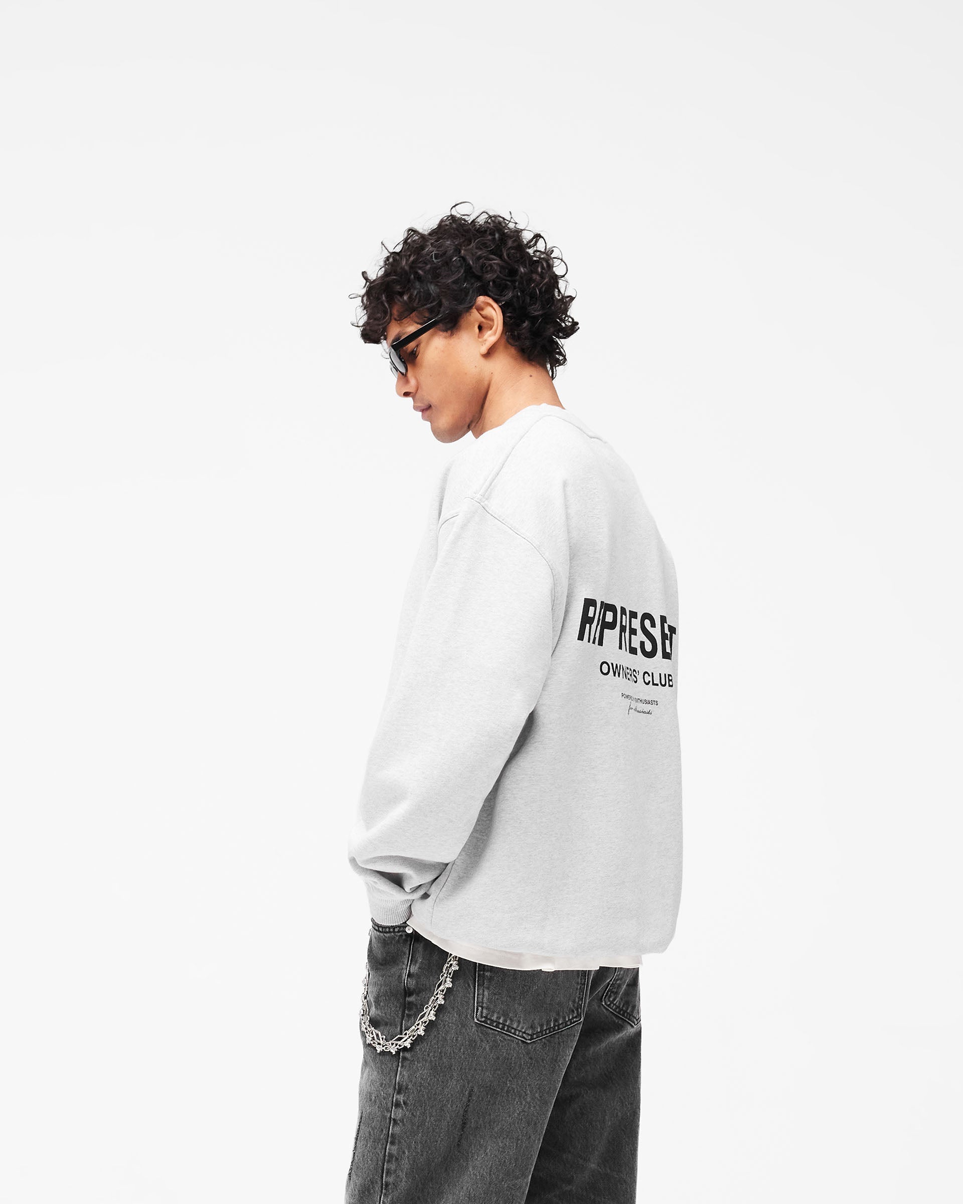 【本日限定】CLUBHAUS CREW SWEAT SHIRT Grey & Black Sweater | Owners Club | REPRESENT
