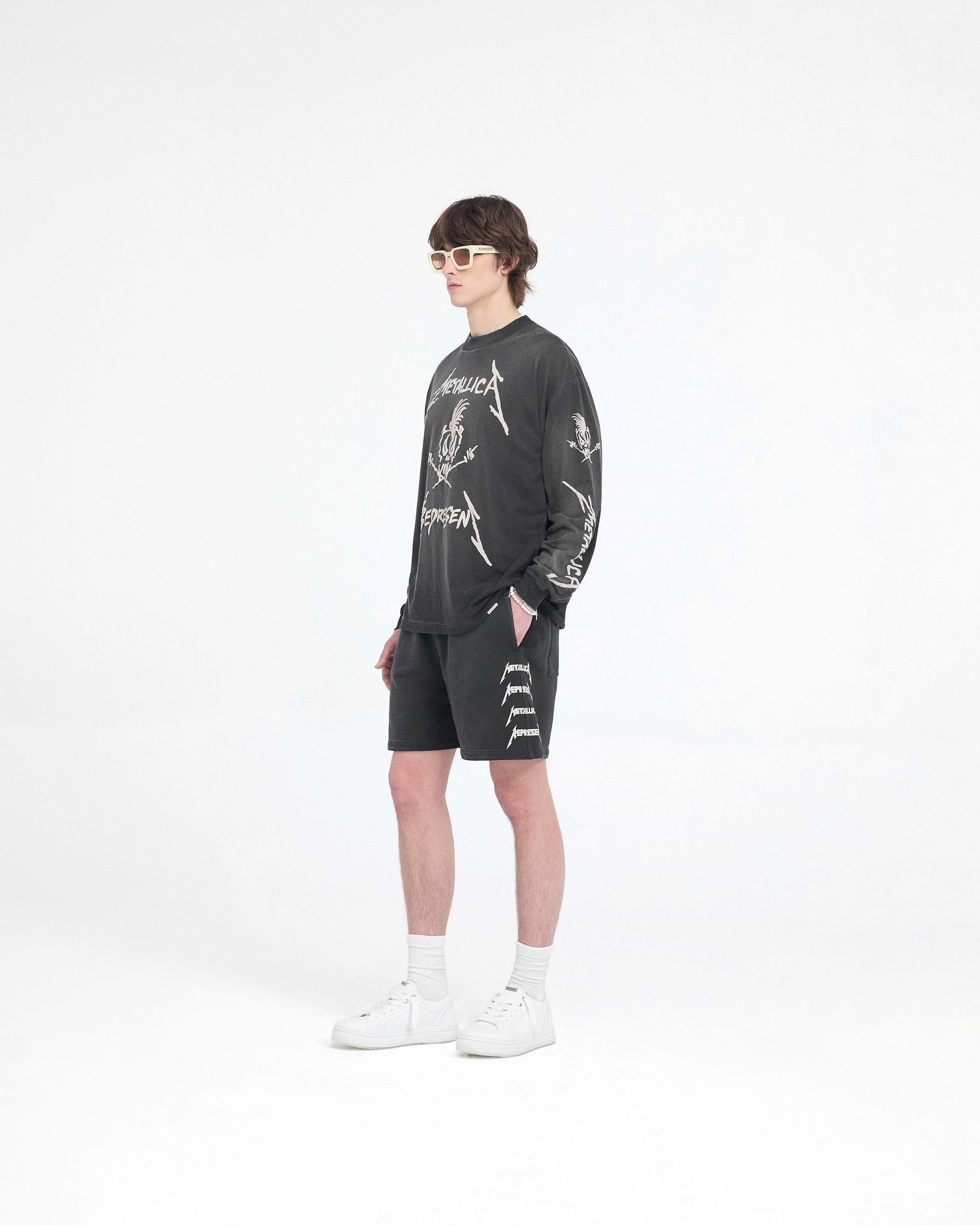 Represent X Metallica‚Ñ¢Ô∏è Local Crew Short - Stained Black