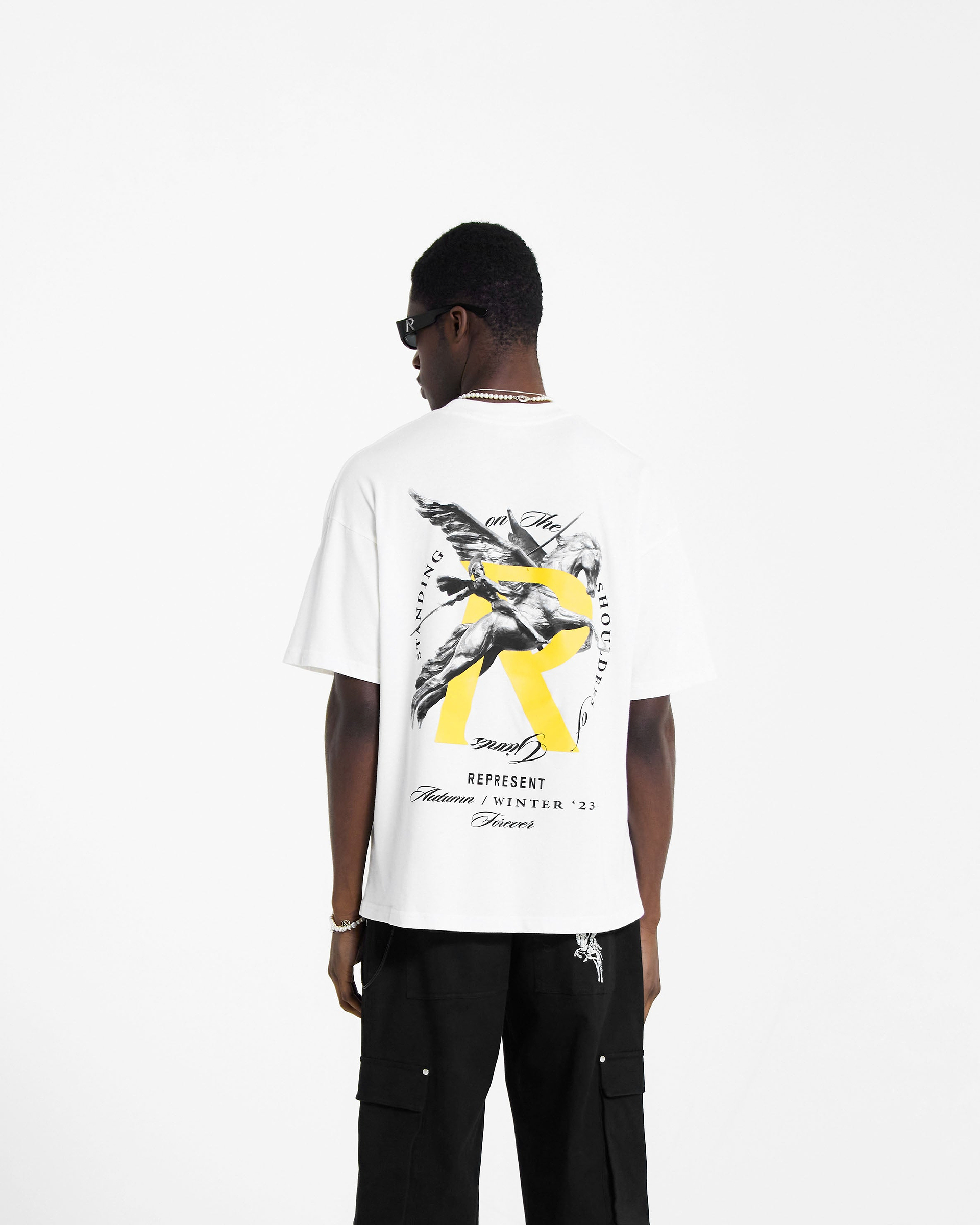 Giants T-Shirt - Flat White