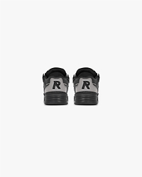 Studio Sneaker - Triple Black