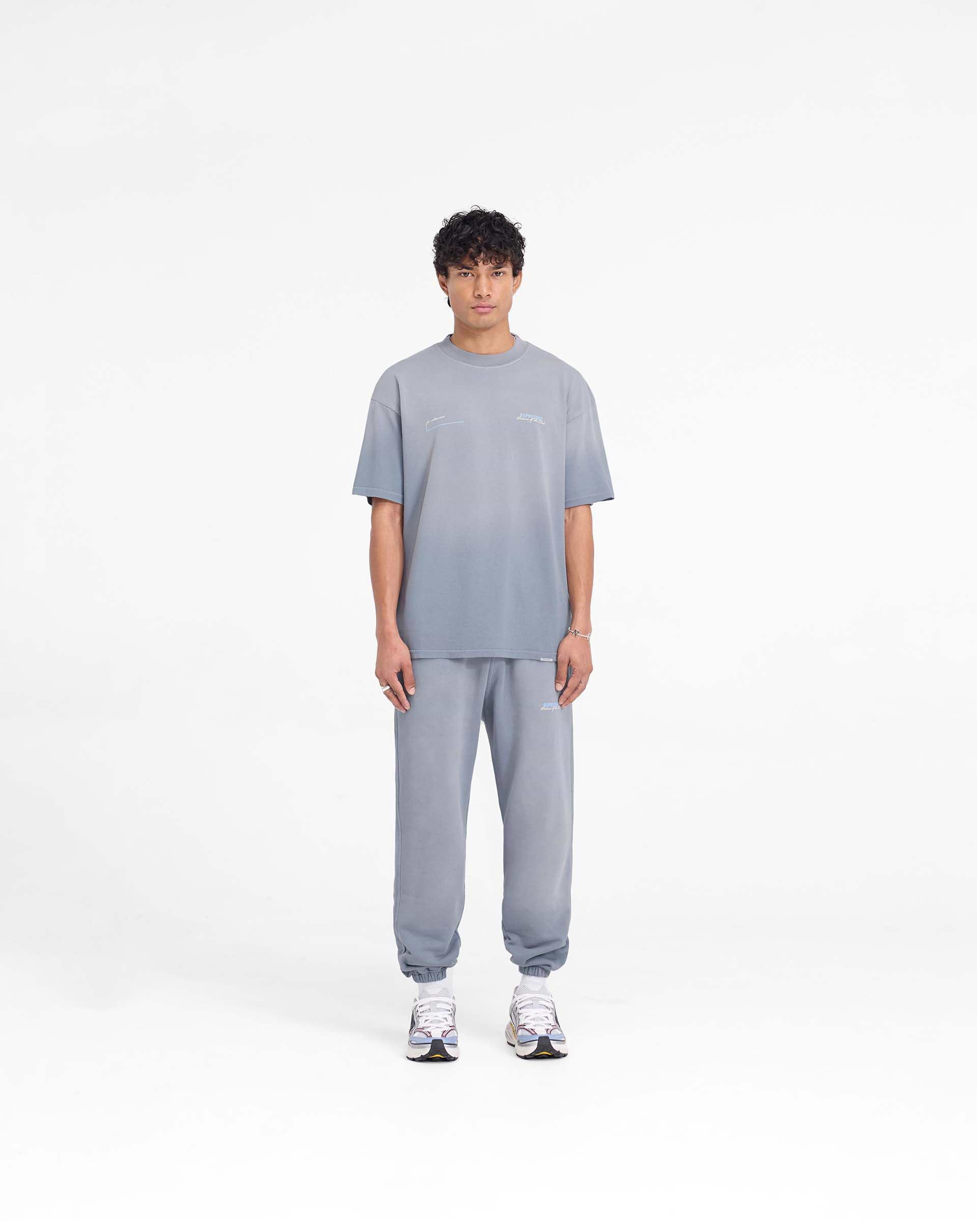 【関税込み】Represent グレー Patron Of The Club Tシャツ Represent: グレー Patron Of The Club Tシャツ | SSENSE 日本