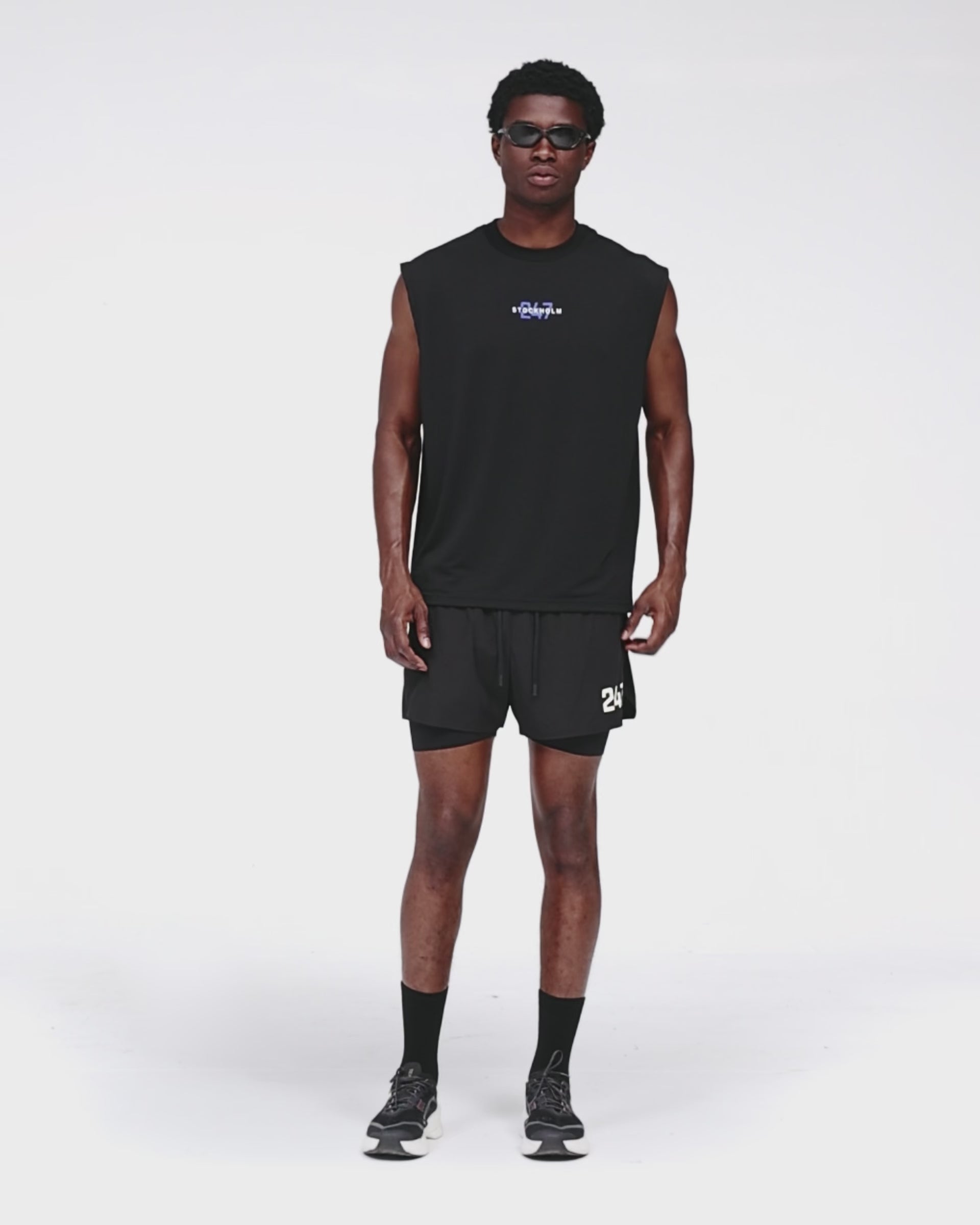 247 Stockholm Oversized Tank Jet Black | Performance Tank | REPRESENT