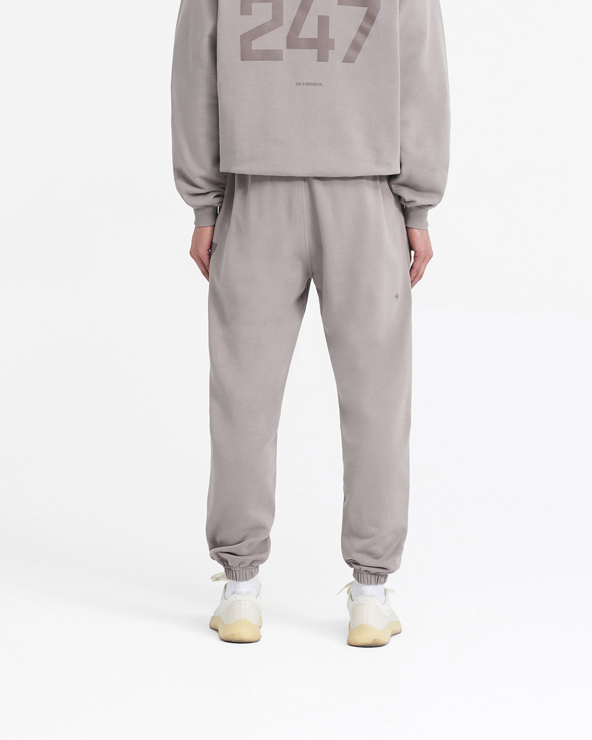 247 Sweatpant - Cinder