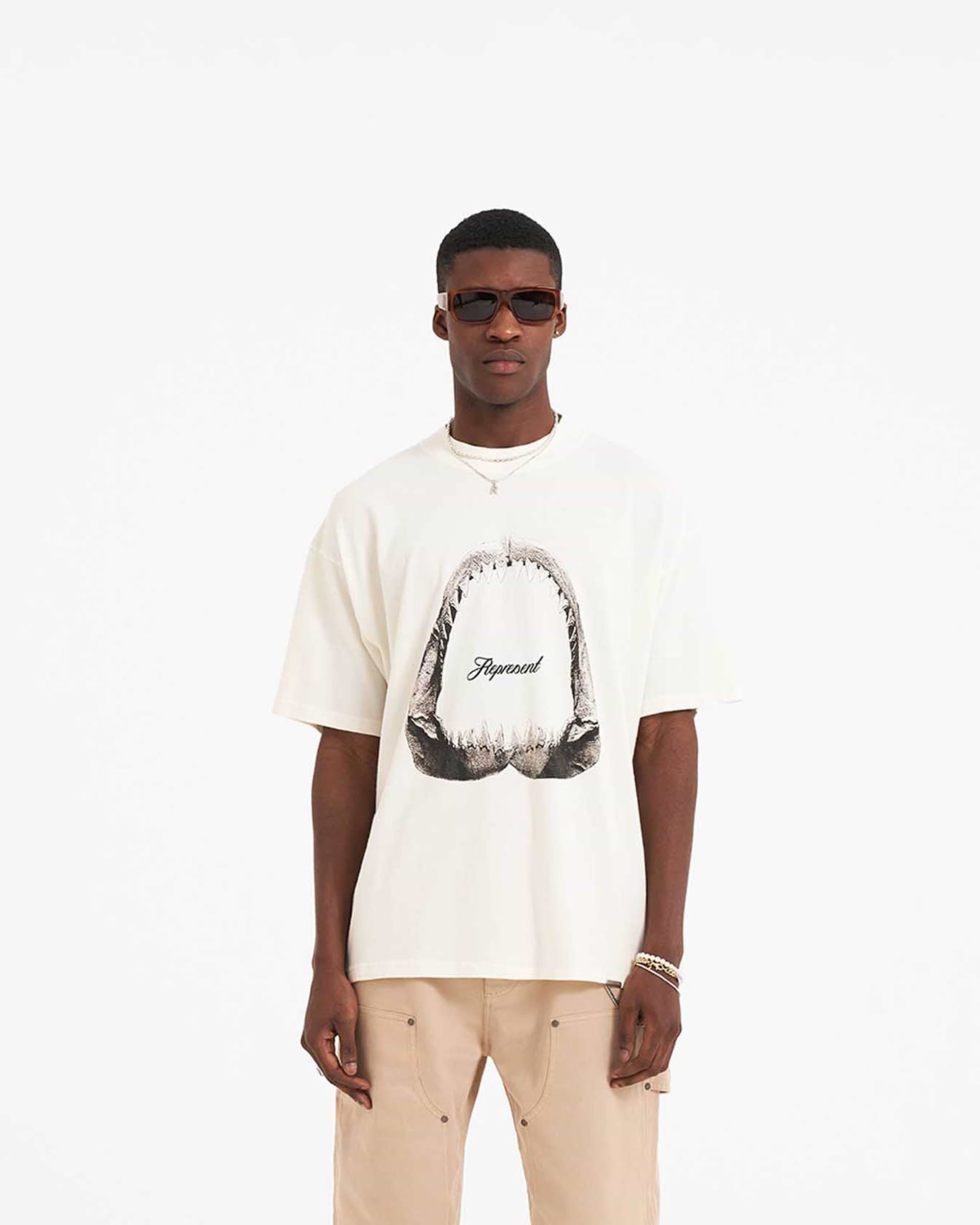 Shark Jaws T-Shirt | Flat White T-Shirts SS23 | Represent Clo