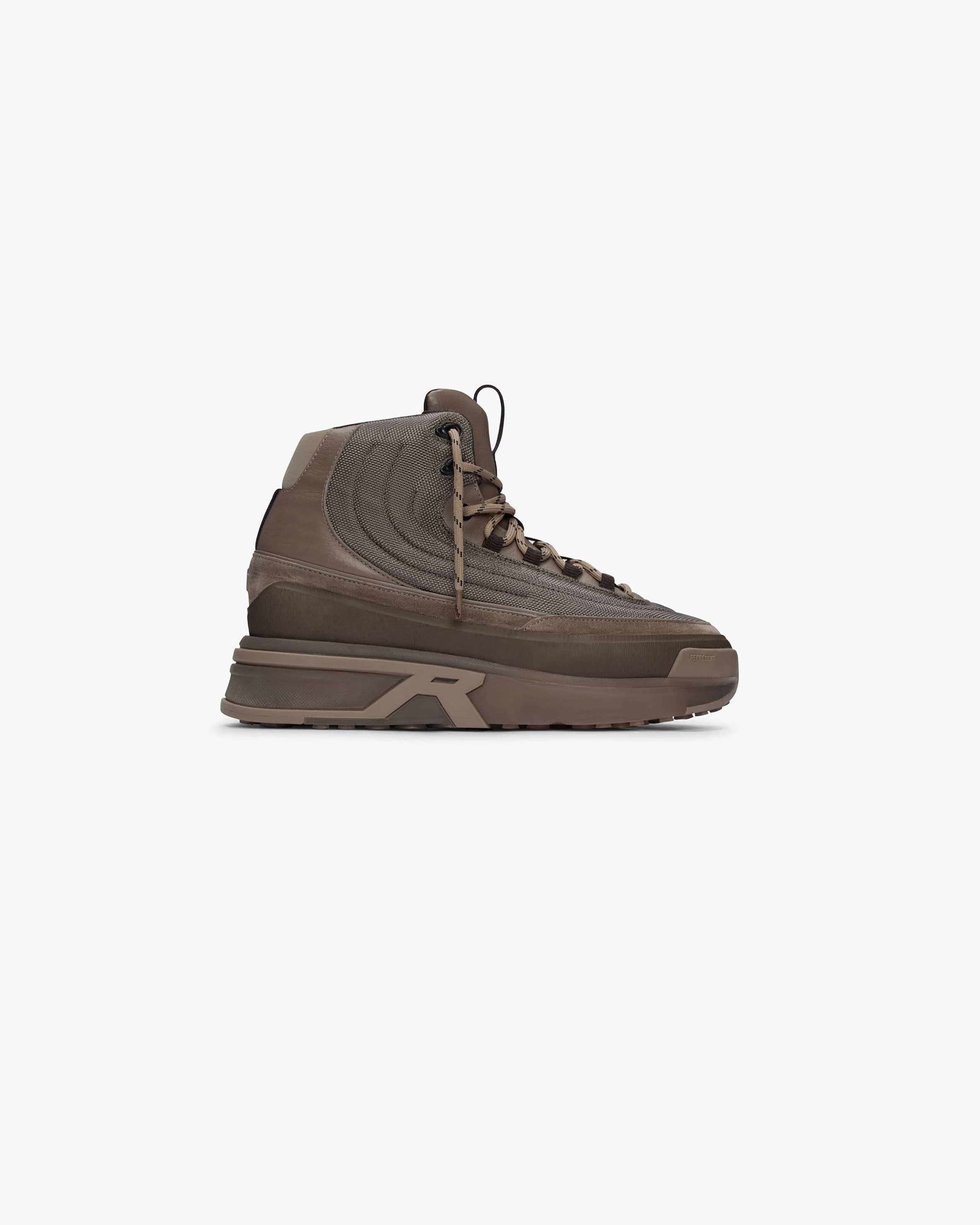 Adidas yeezy hotsell 950 uruguay