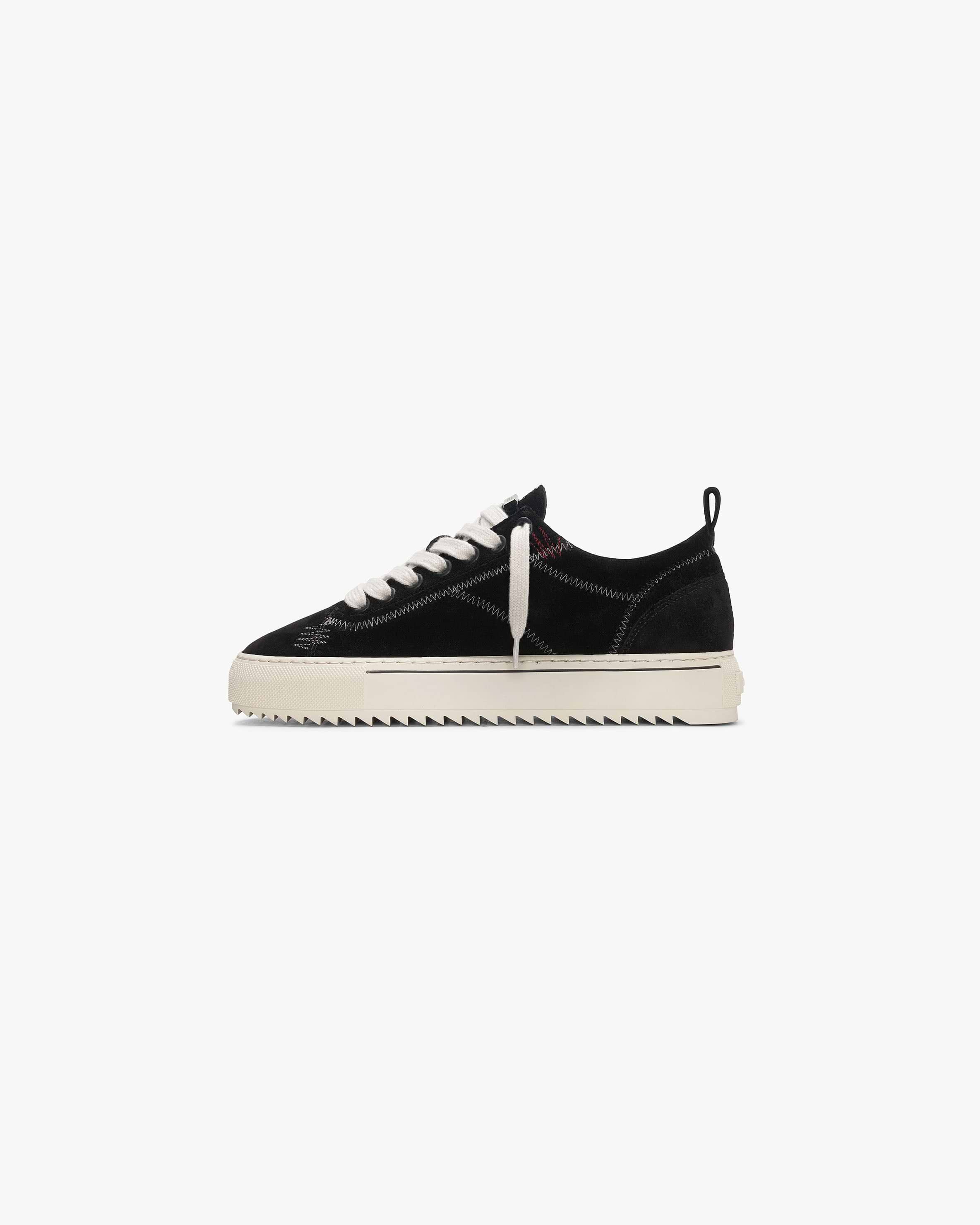 Low cut on sale shoe alpha