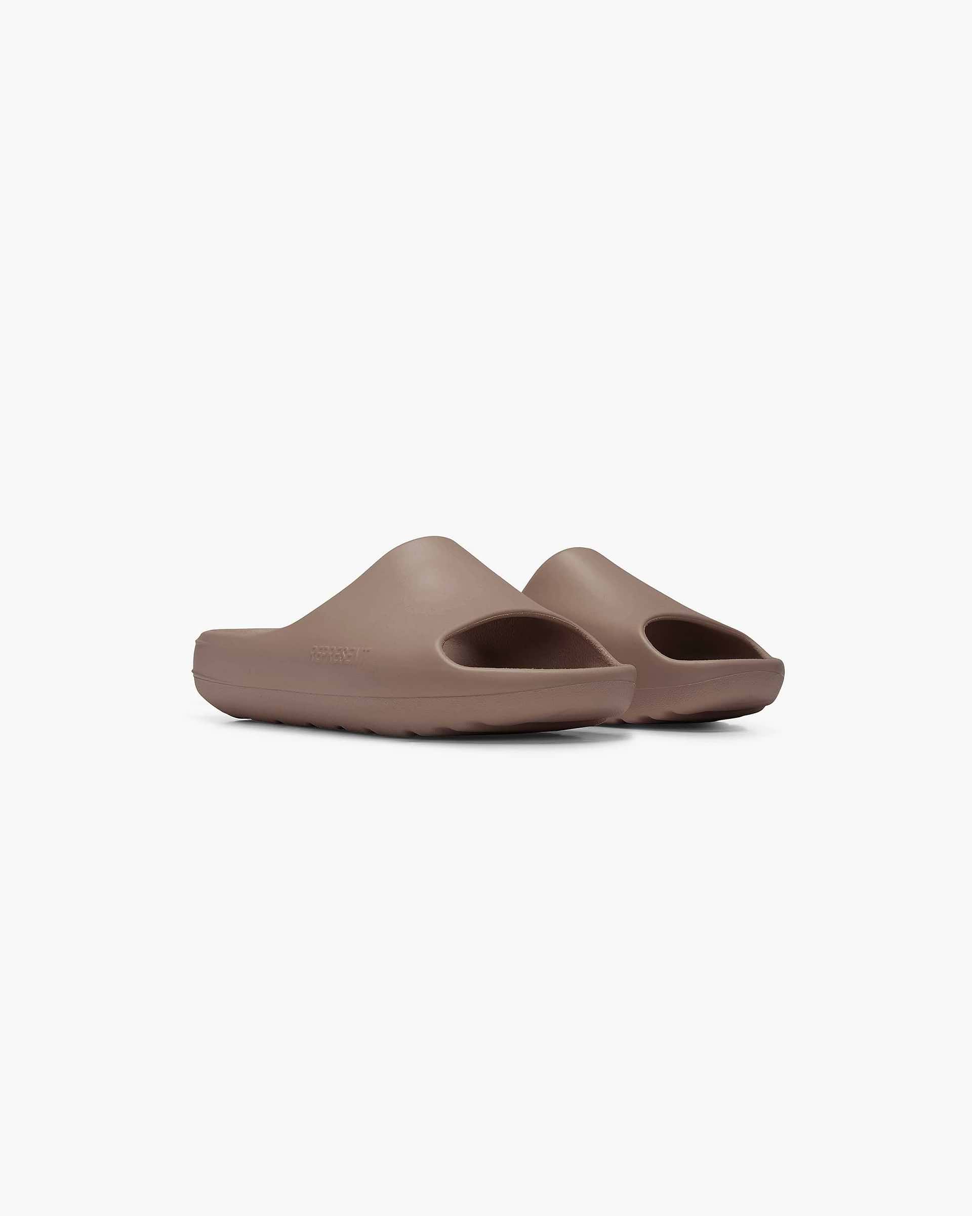 Sliders | Mushroom Footwear SS23 | Represent Clo