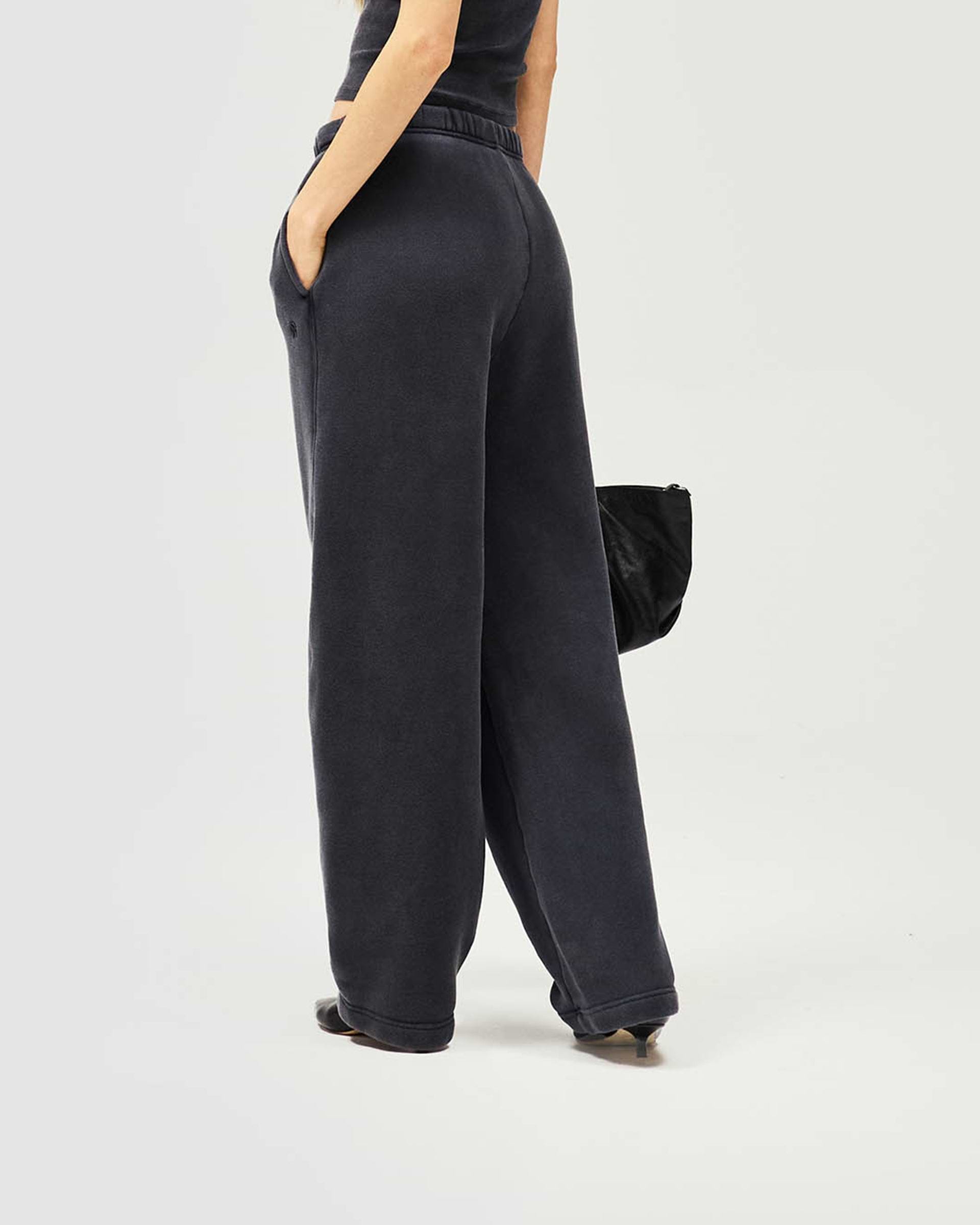 Initial Twisted Seam Jogger - Washed Black