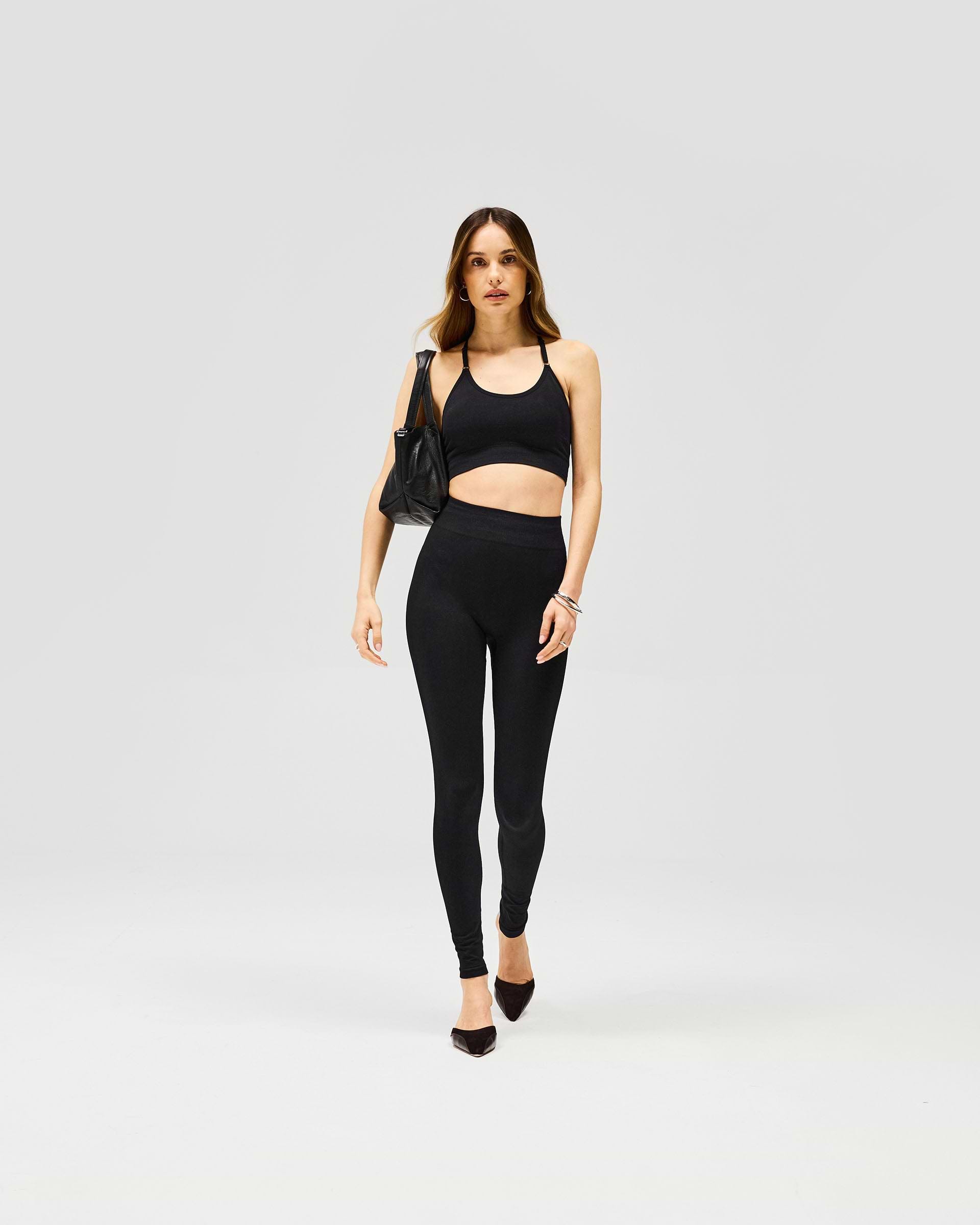 Owners Club Seamless Low Impact Bra - Jet Black
