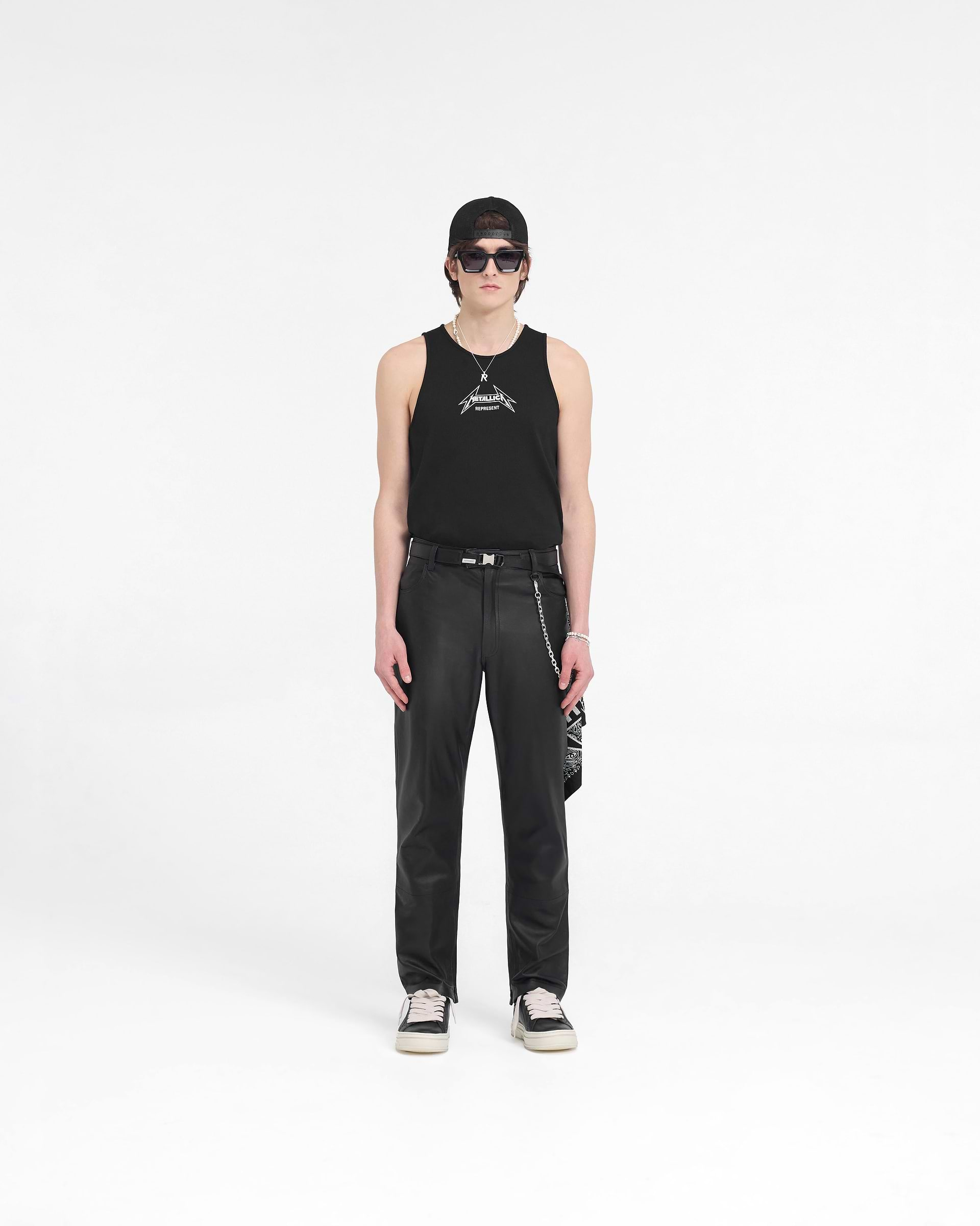 Represent X Metallica™️ Local Crew Vest - Jet Black