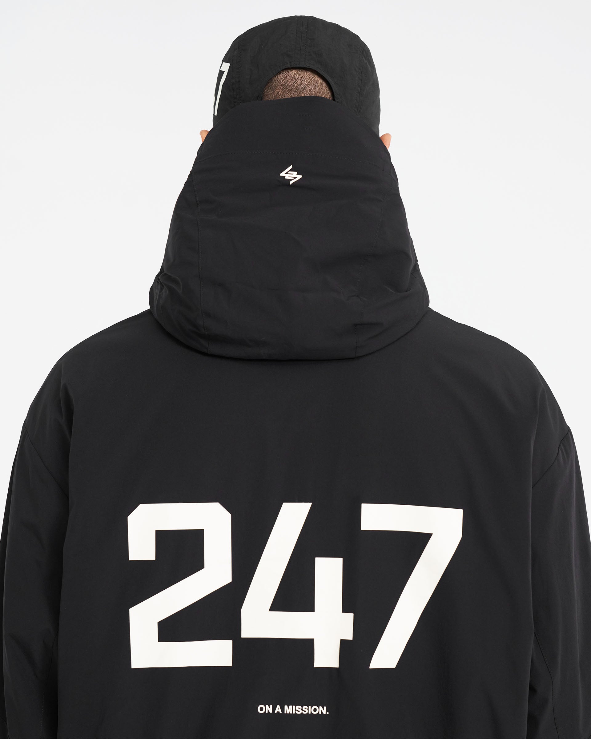 247 Hooded Training Jacket - Jet Black