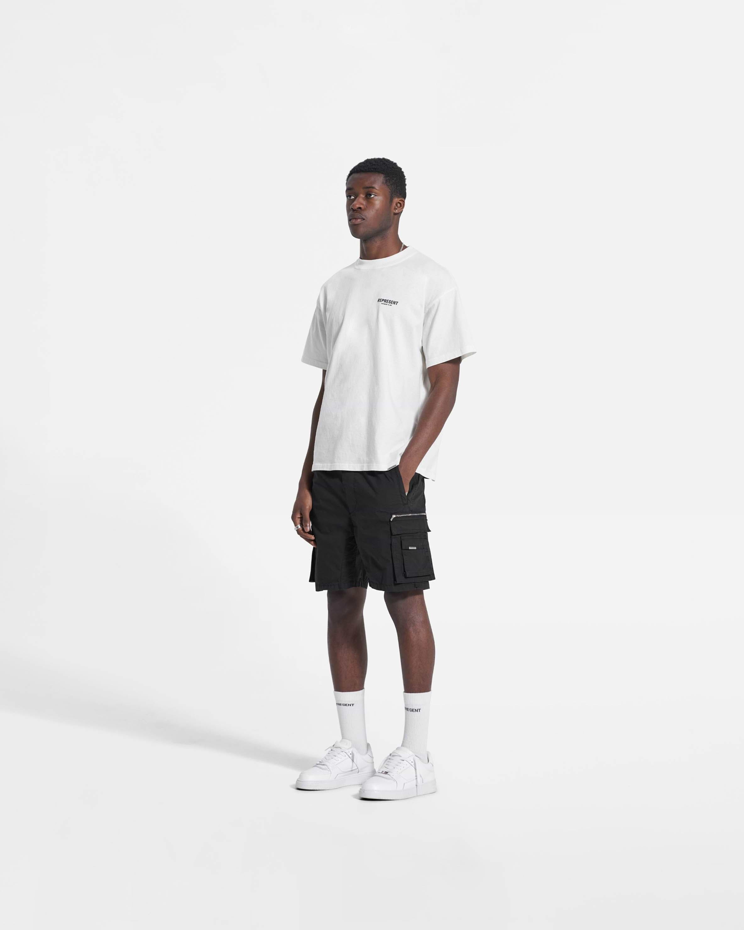 Cargo Shorts Black Shorts REPRESENT CLO