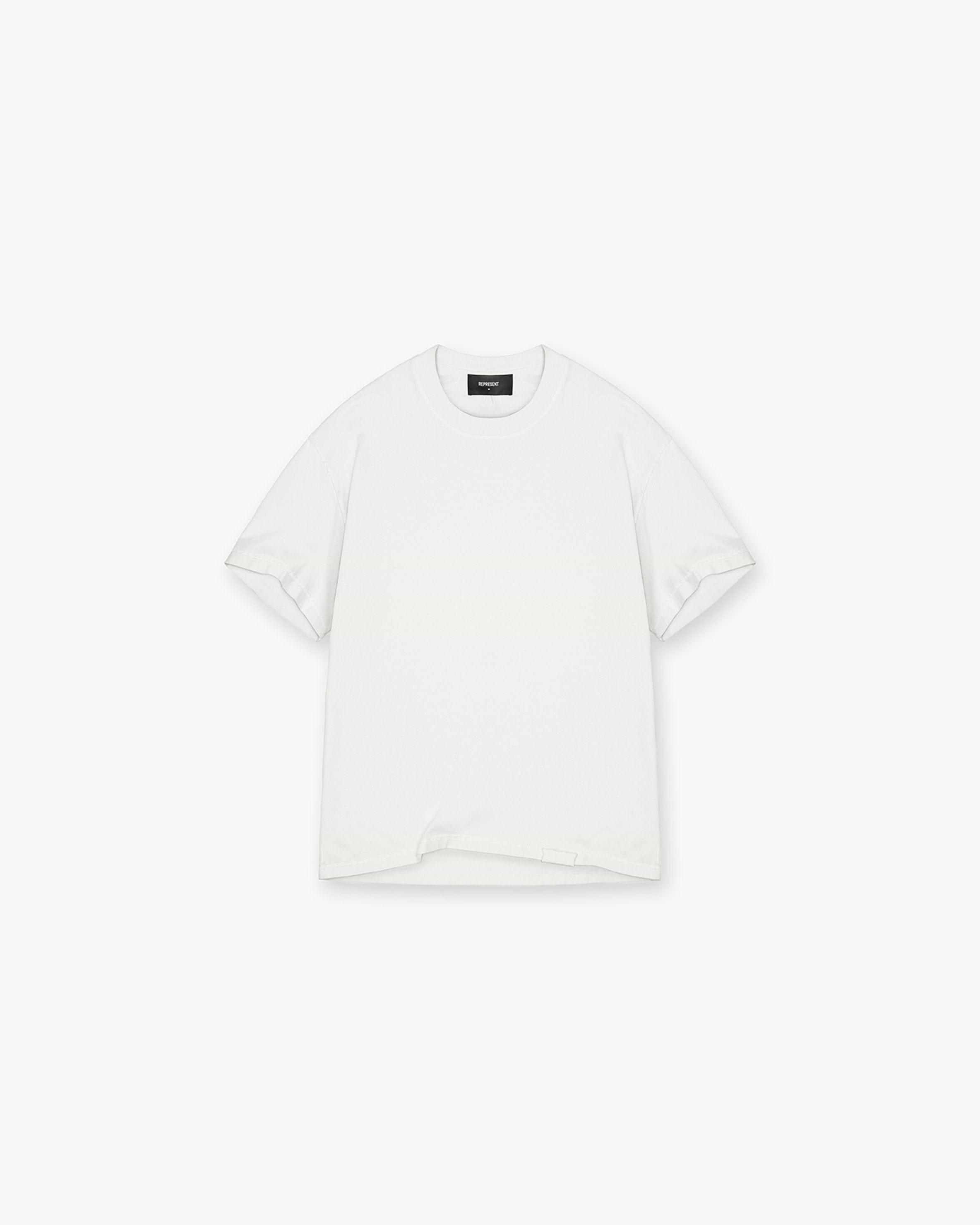 Flat shirt shop