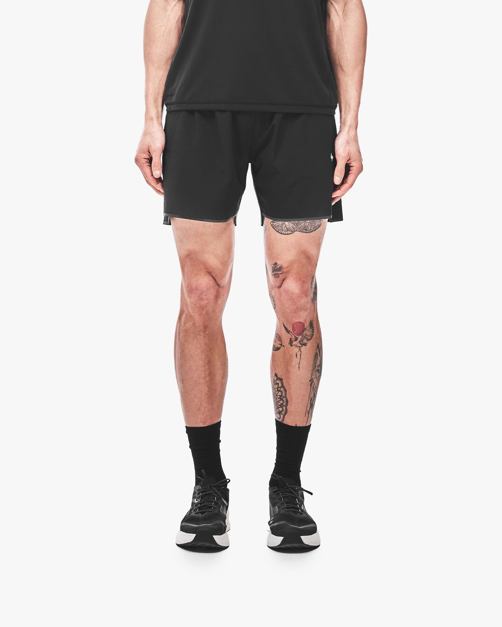 247_Aero_Shorts_-_Jet_Black_03.jpg