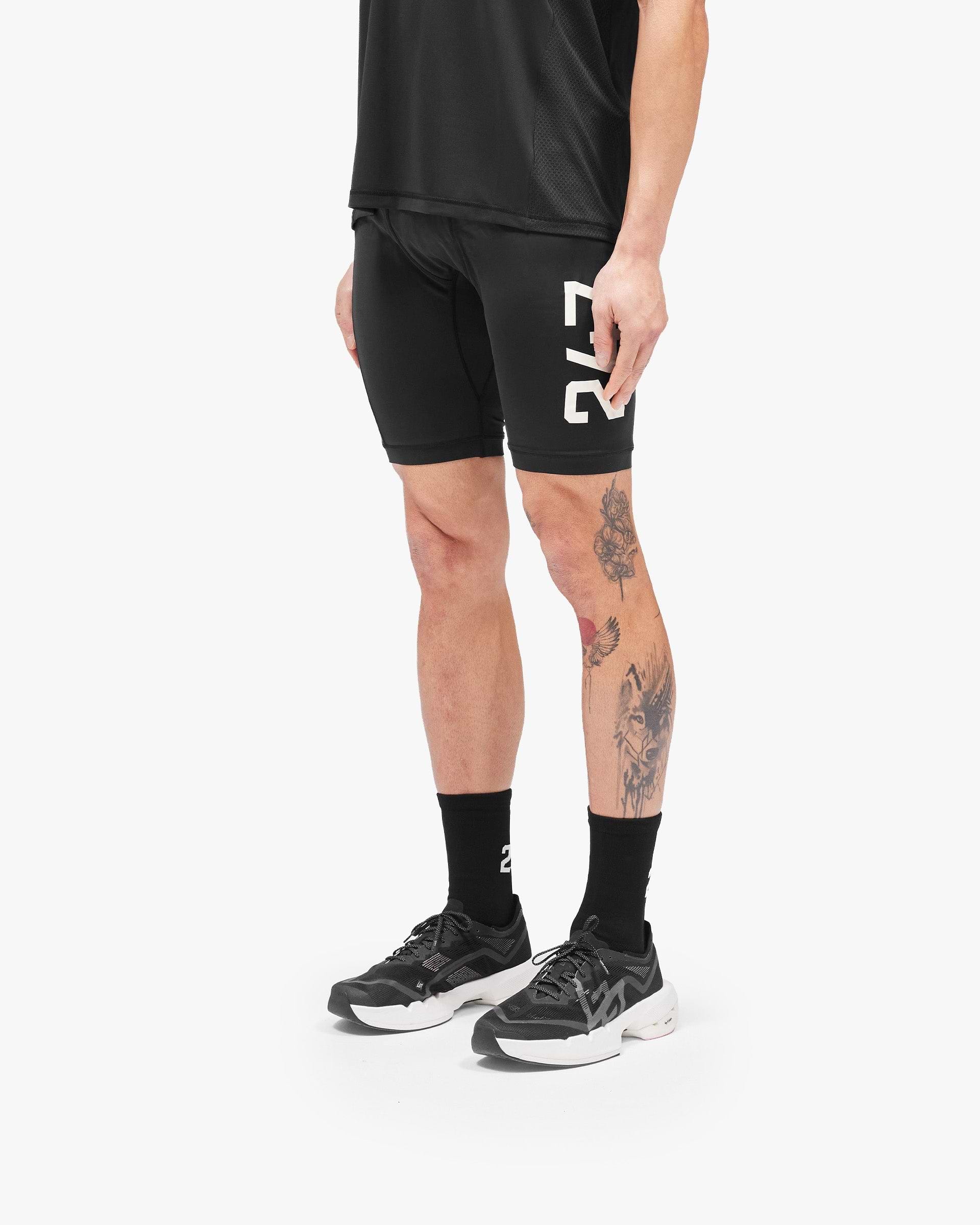 247_Cargo_Half_Tight_-_Jet_Black_04.jpg