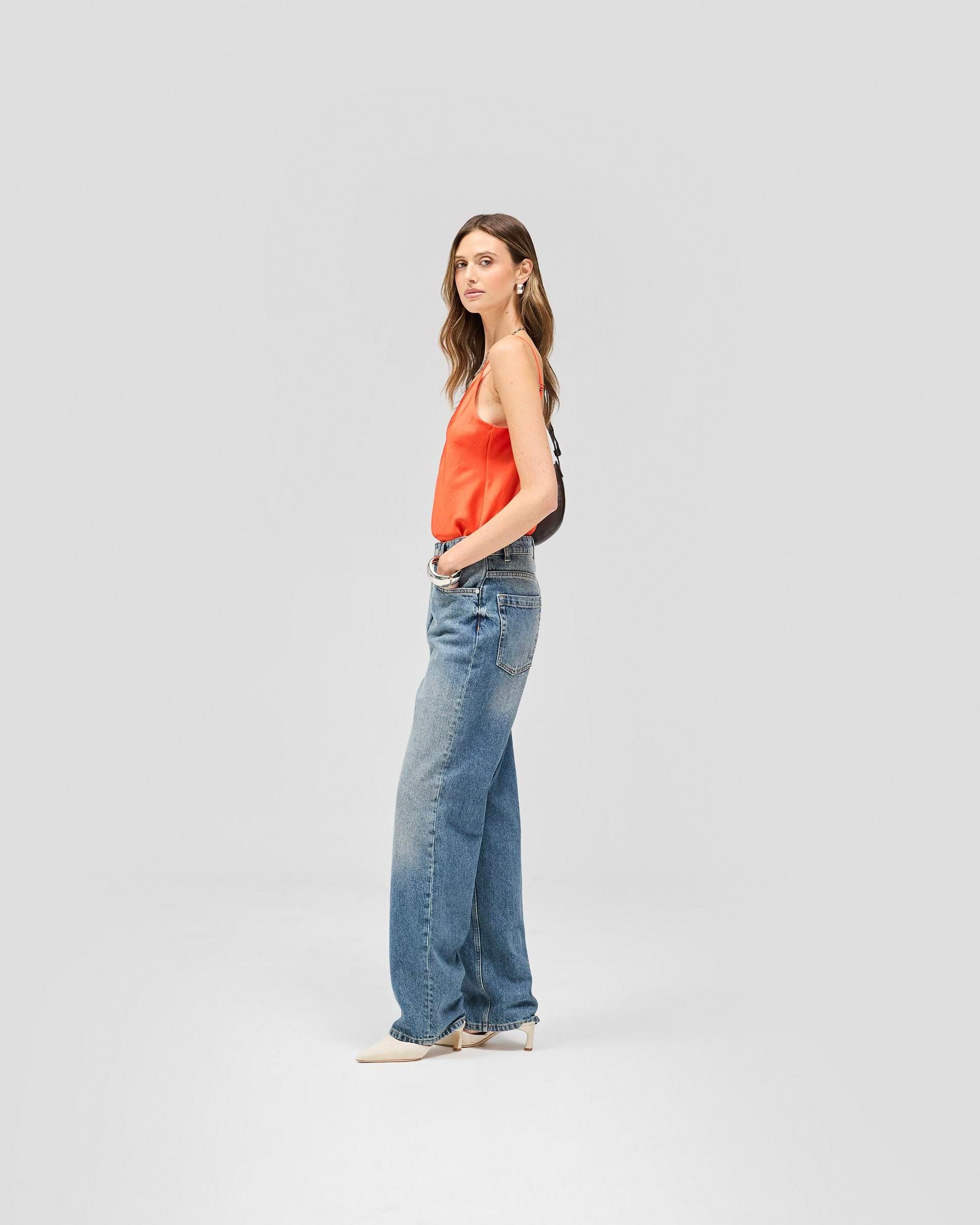 Fantasy_Cami_-_Bright_Orange_02.jpg