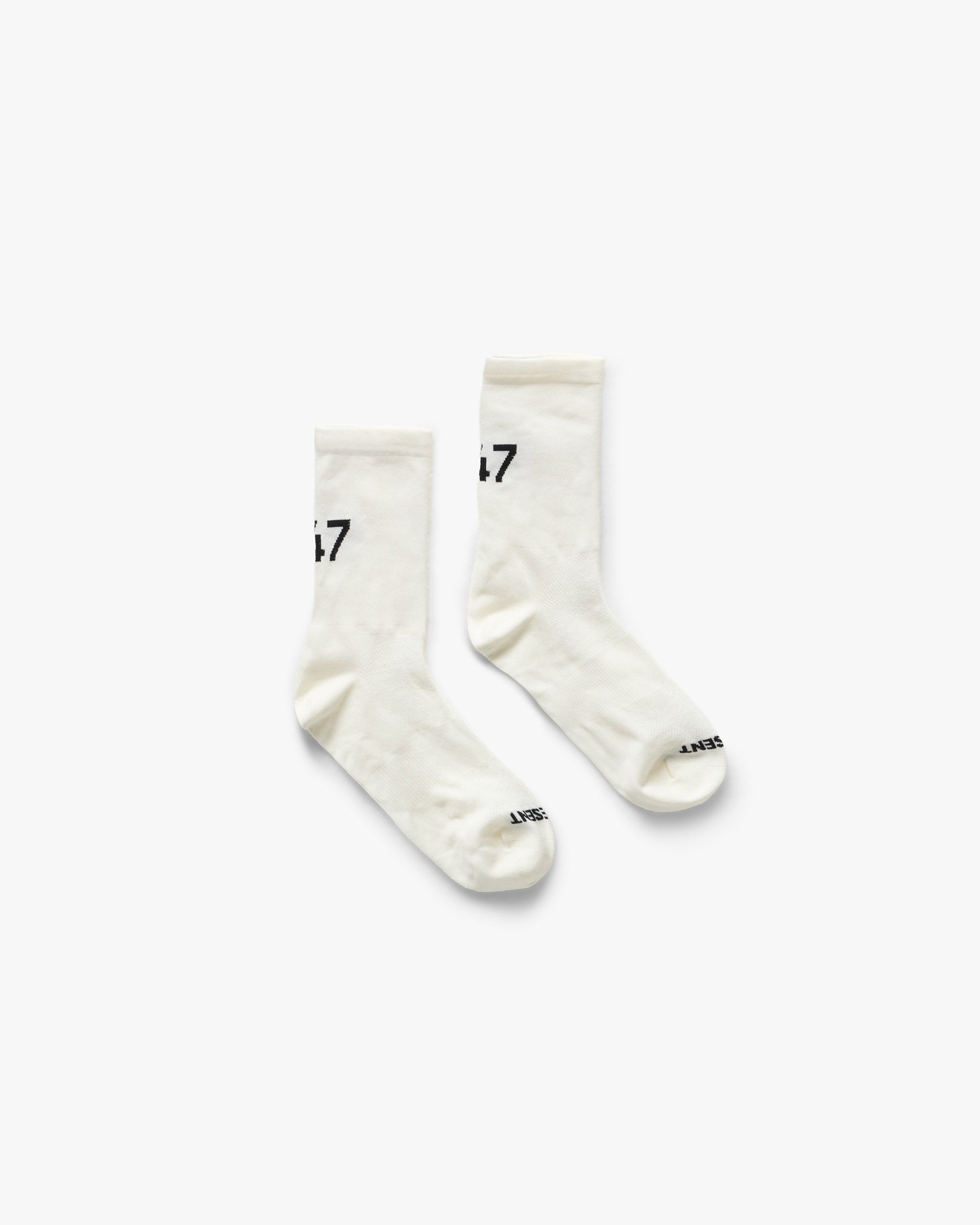 247_Numbers_Socks_-_Flat_White_01.jpg