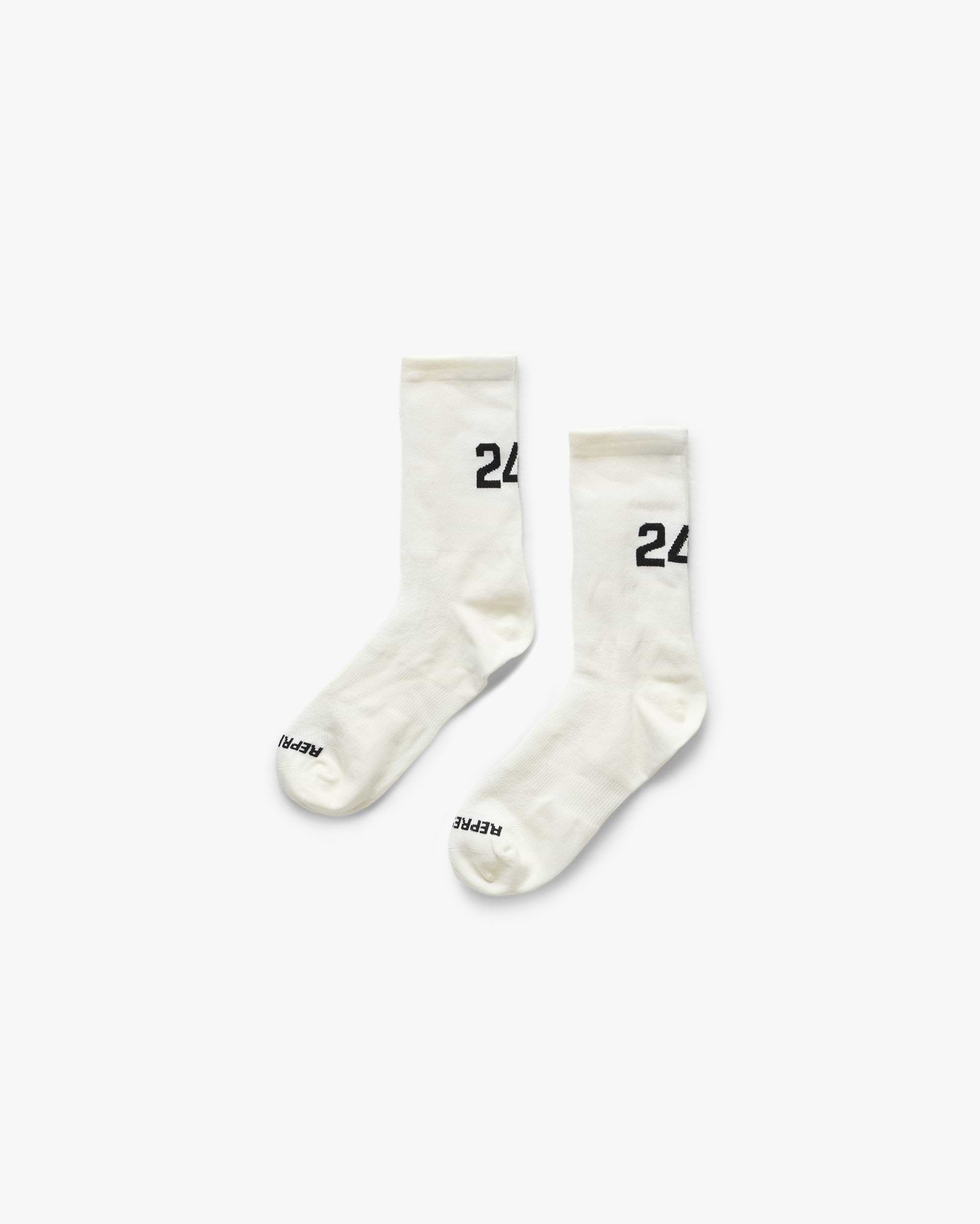 247_Numbers_Socks_-_Flat_White_02.jpg