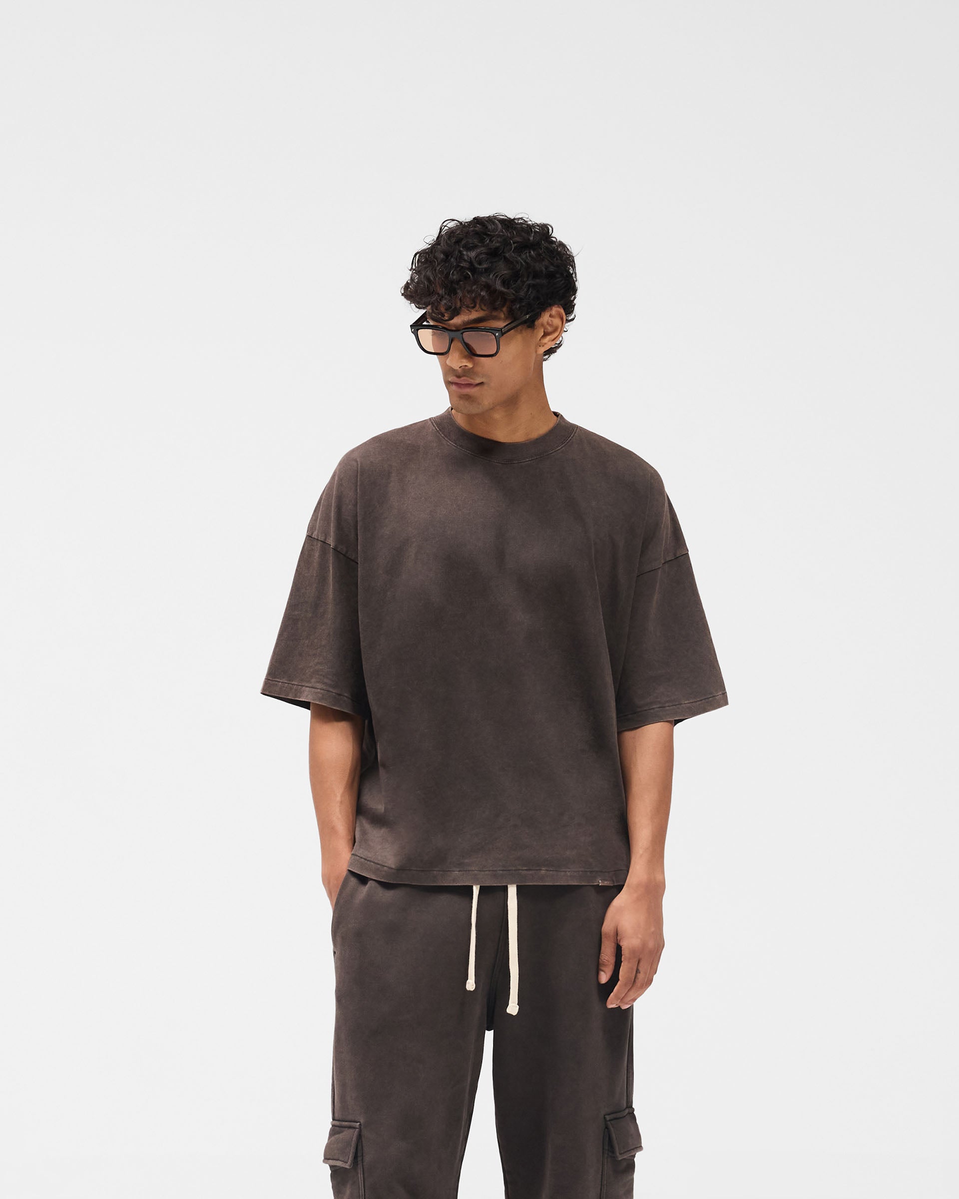 Initial_Boxy_T-Shirt_-_Coffee_03.jpg