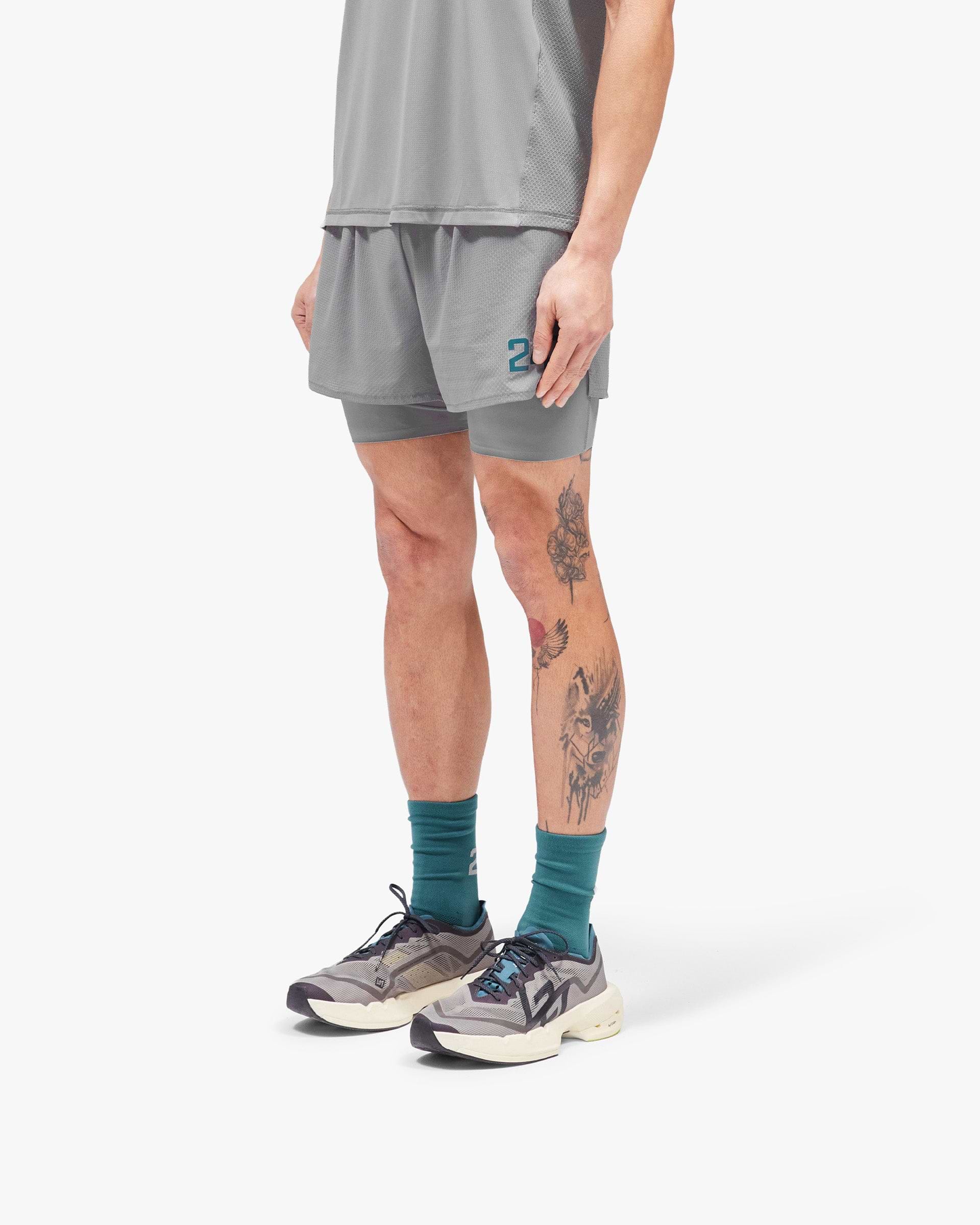 247_Trail_Short_-_Graphite_Grey_04.jpg