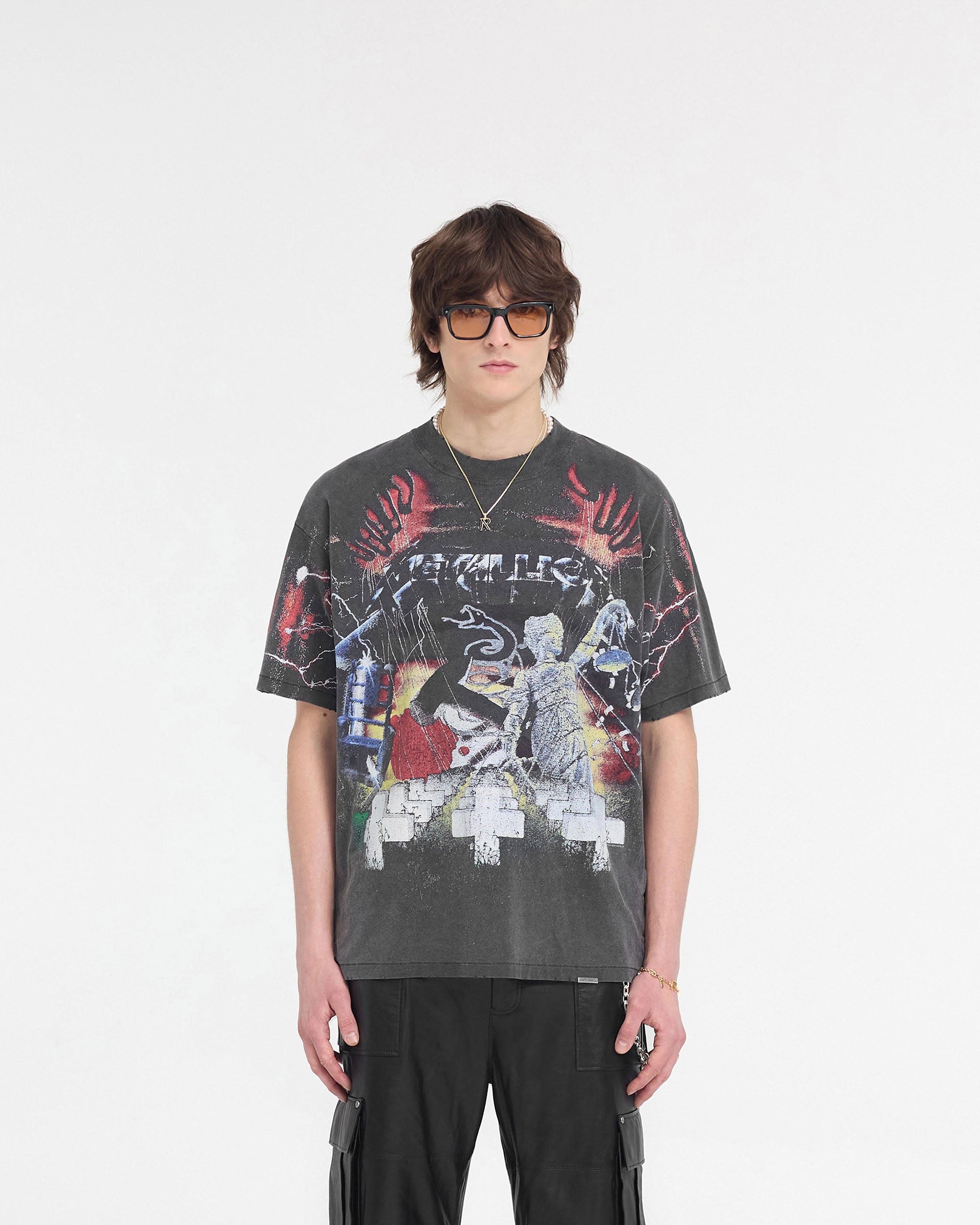 Man wearing a grey t-shirt on a plain white background | Represent X Metallica Master Of Puppets T-Shirt in Vintage Grey | Graphic t-shirt with slightly oversized fit | SS24 T-Shirts | Represent Clo