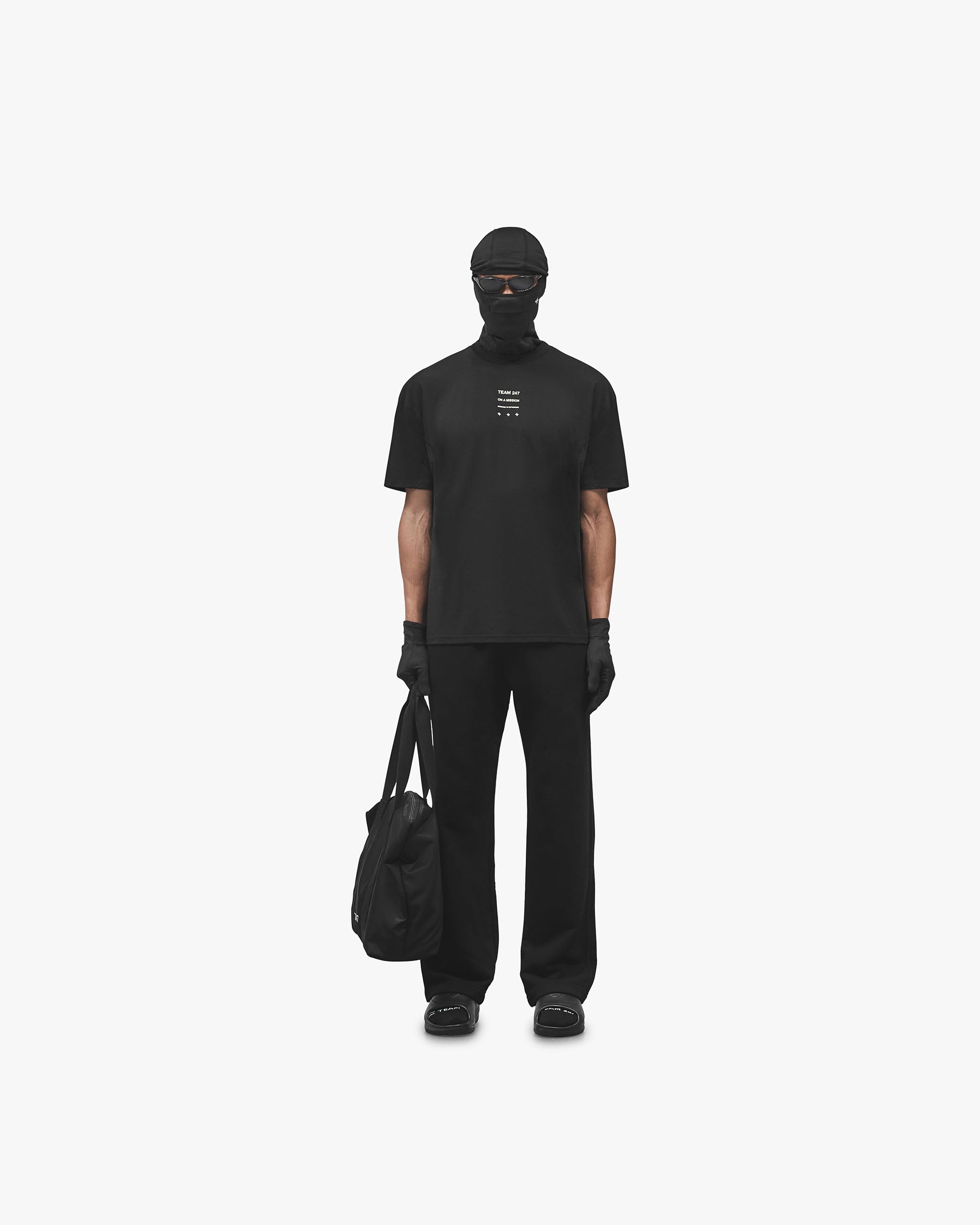 247_Uprising_Oversized_T-Shirt_-_Black_05.jpg