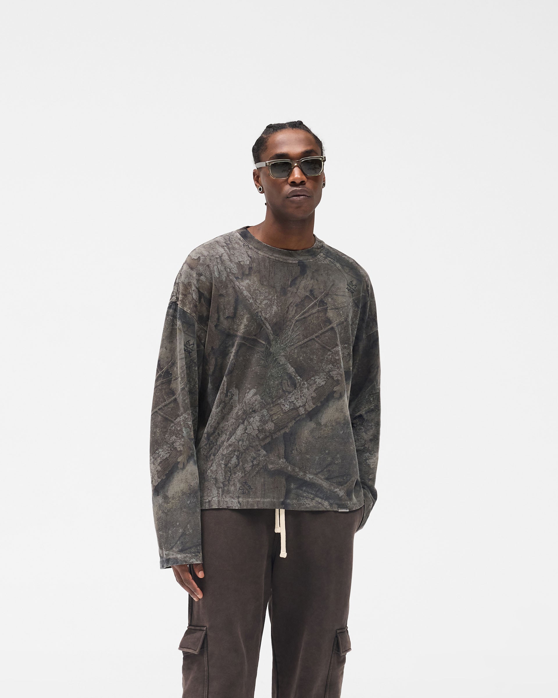 Initial_Overdye_Realtree__Long_Sleeve_T-Shirt_-_Overdyed_Black_03.jpg