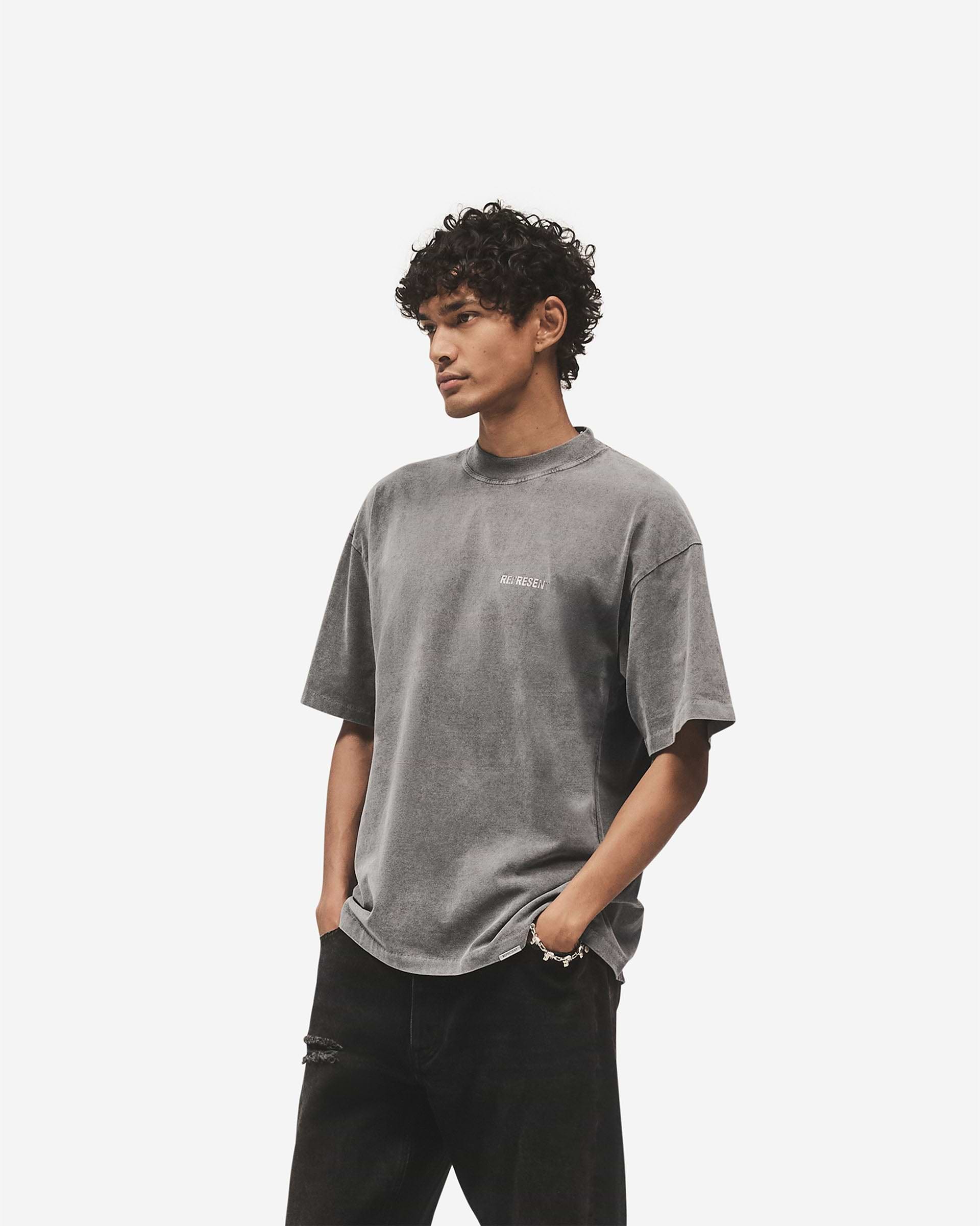 Metal_Block_Logo_T-Shirt_-_Vintage_Grey_02.jpg
