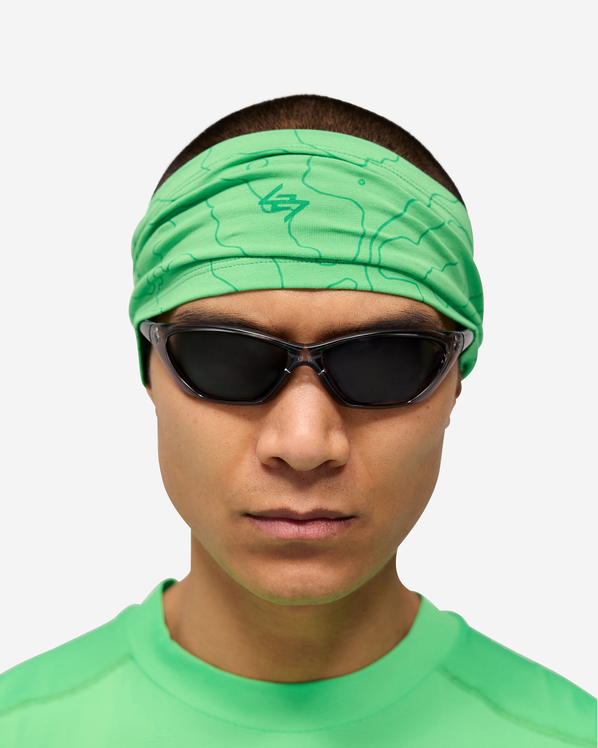 Back product image of a mens green headband on a plain white background | 247 Contour Headband in Speed Green | Soft running headband with reflective design | 247 Accessories | Represent Clo