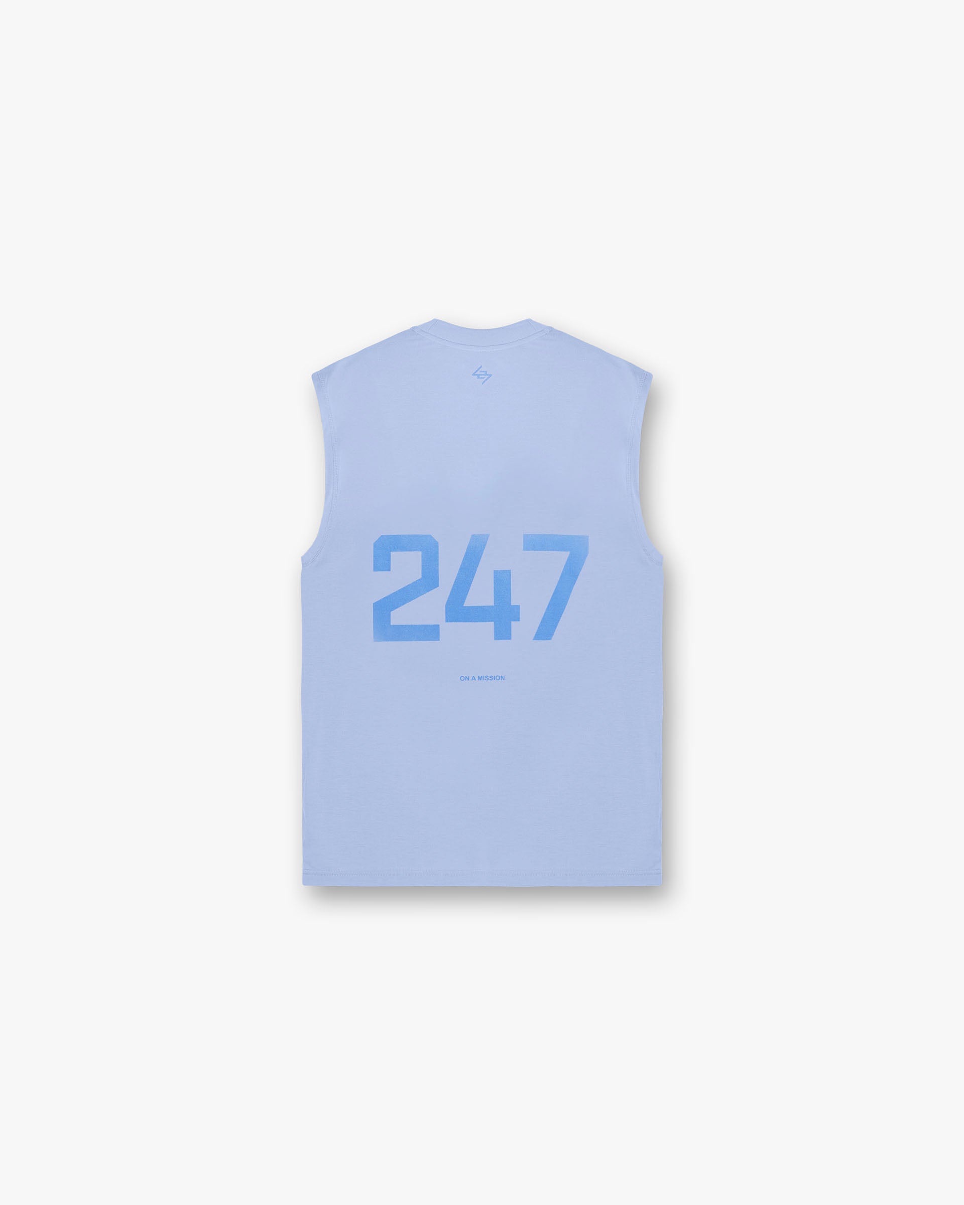 247_Oversized_Tank_-_Dusk_02.jpg