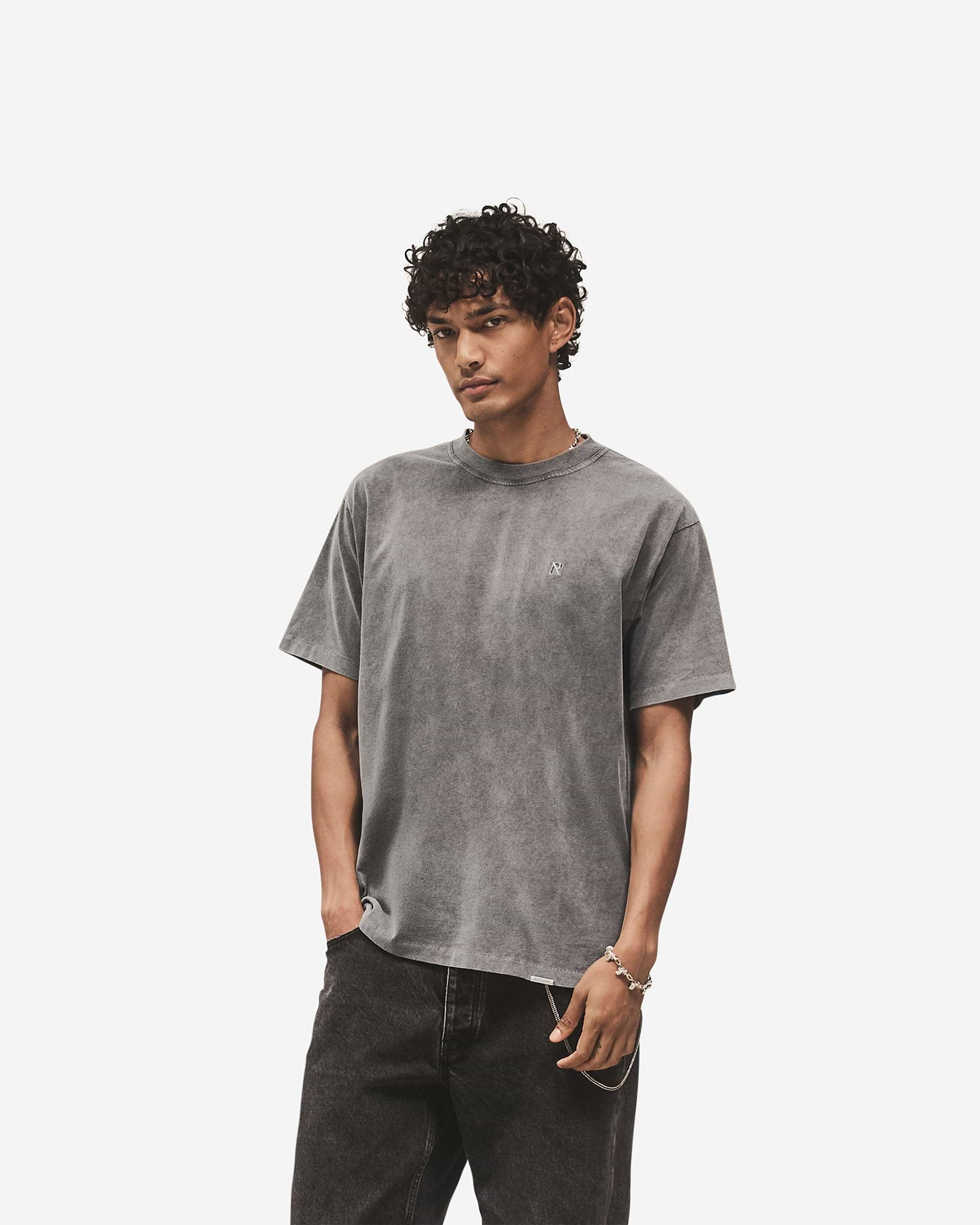 Metal_Initial_R_T-Shirt_-_Vintage_Grey_02.jpg