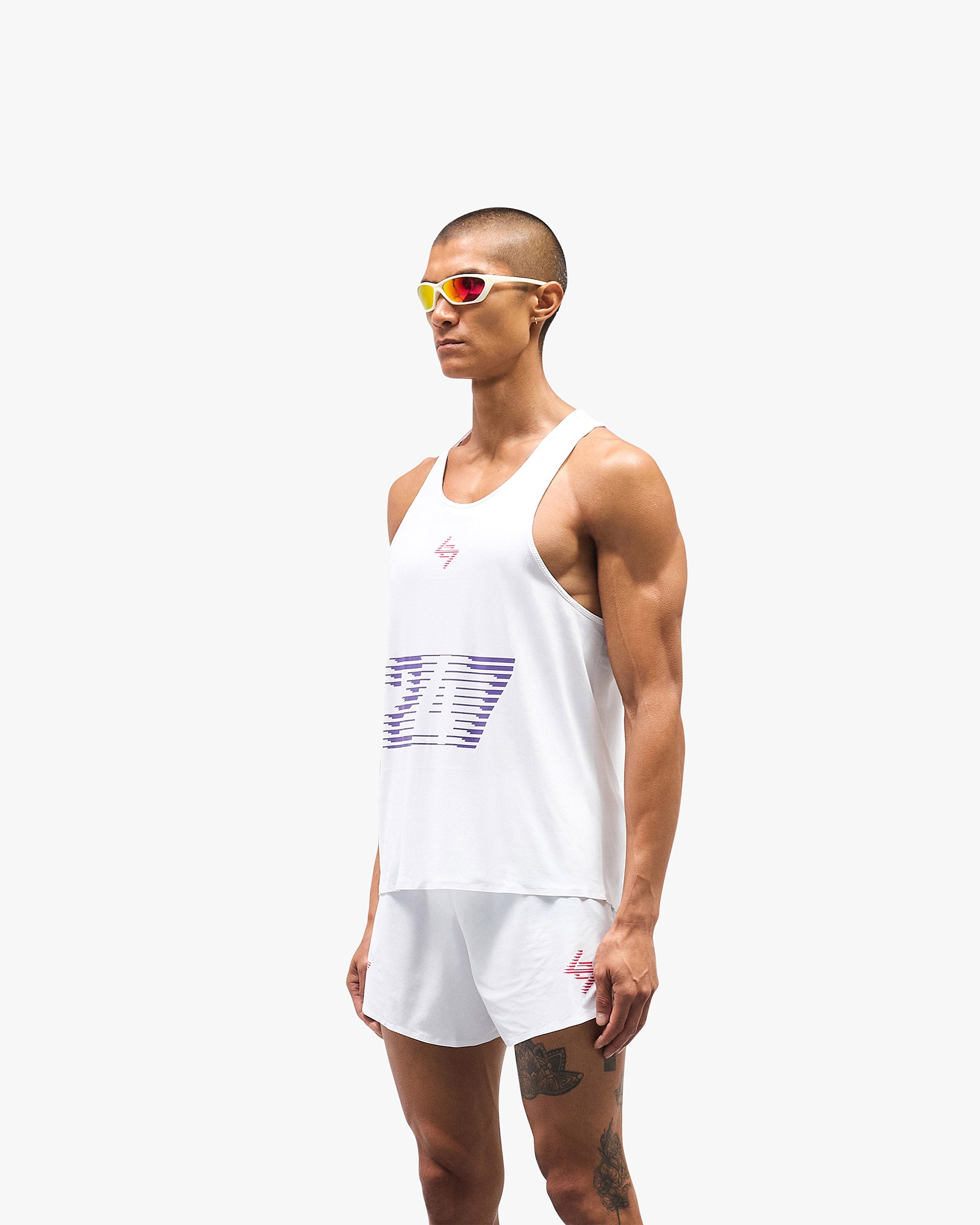 247_Race_Marathon_Vest_-_White_04.jpg