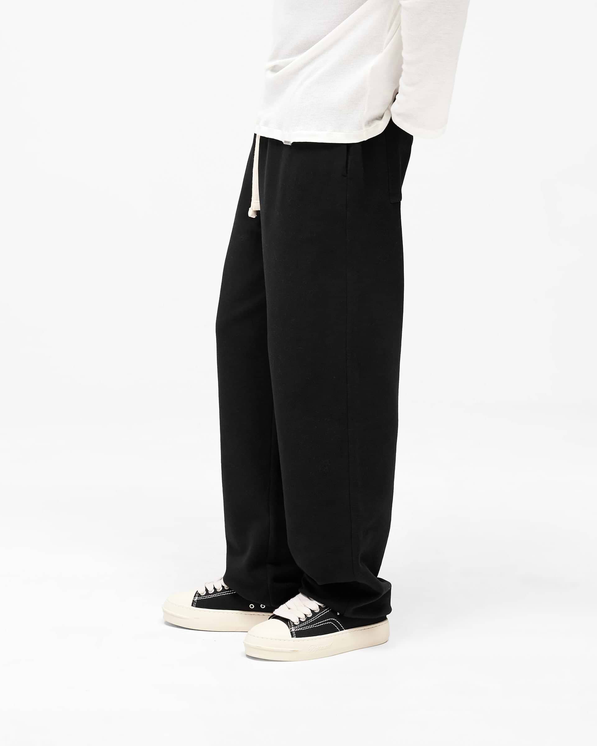 Initial Wide Leg Cuffed Sweatpant - Jet Black