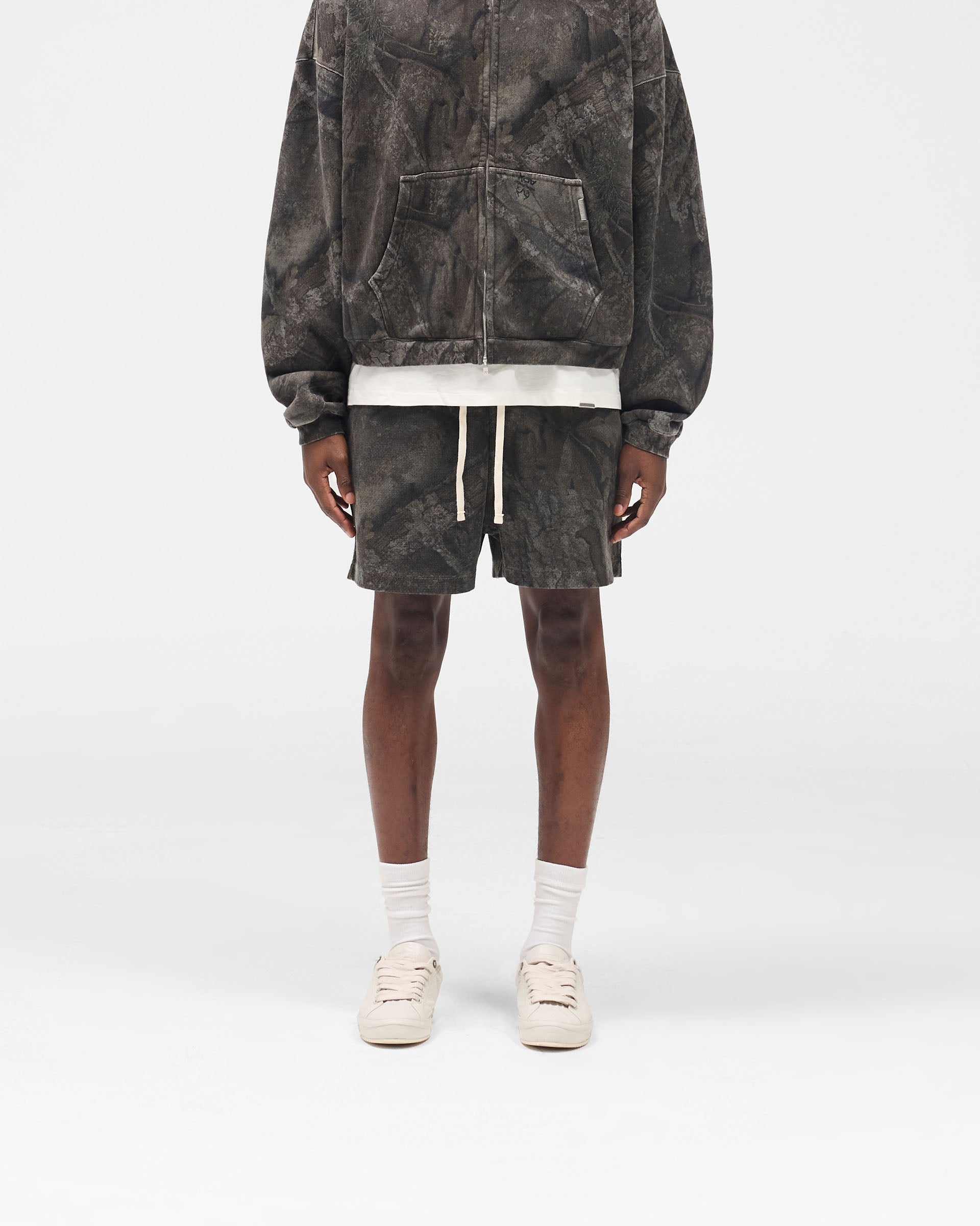 Initial_Overdye_Realtree__Camo_Mesh_Shorts_-_Overdyed_Black_03.jpg