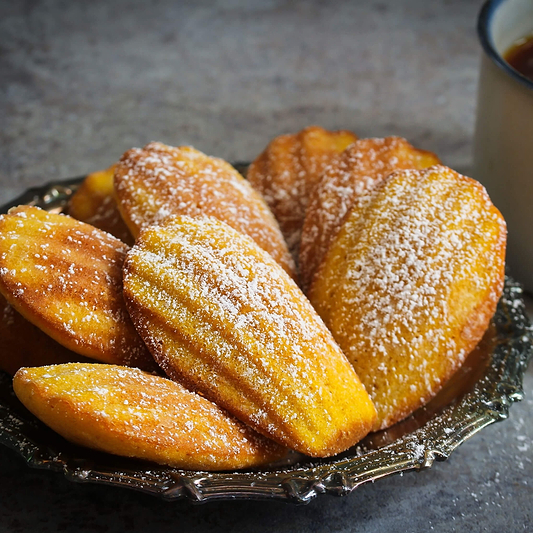 Madeleine with Pastry Cream
